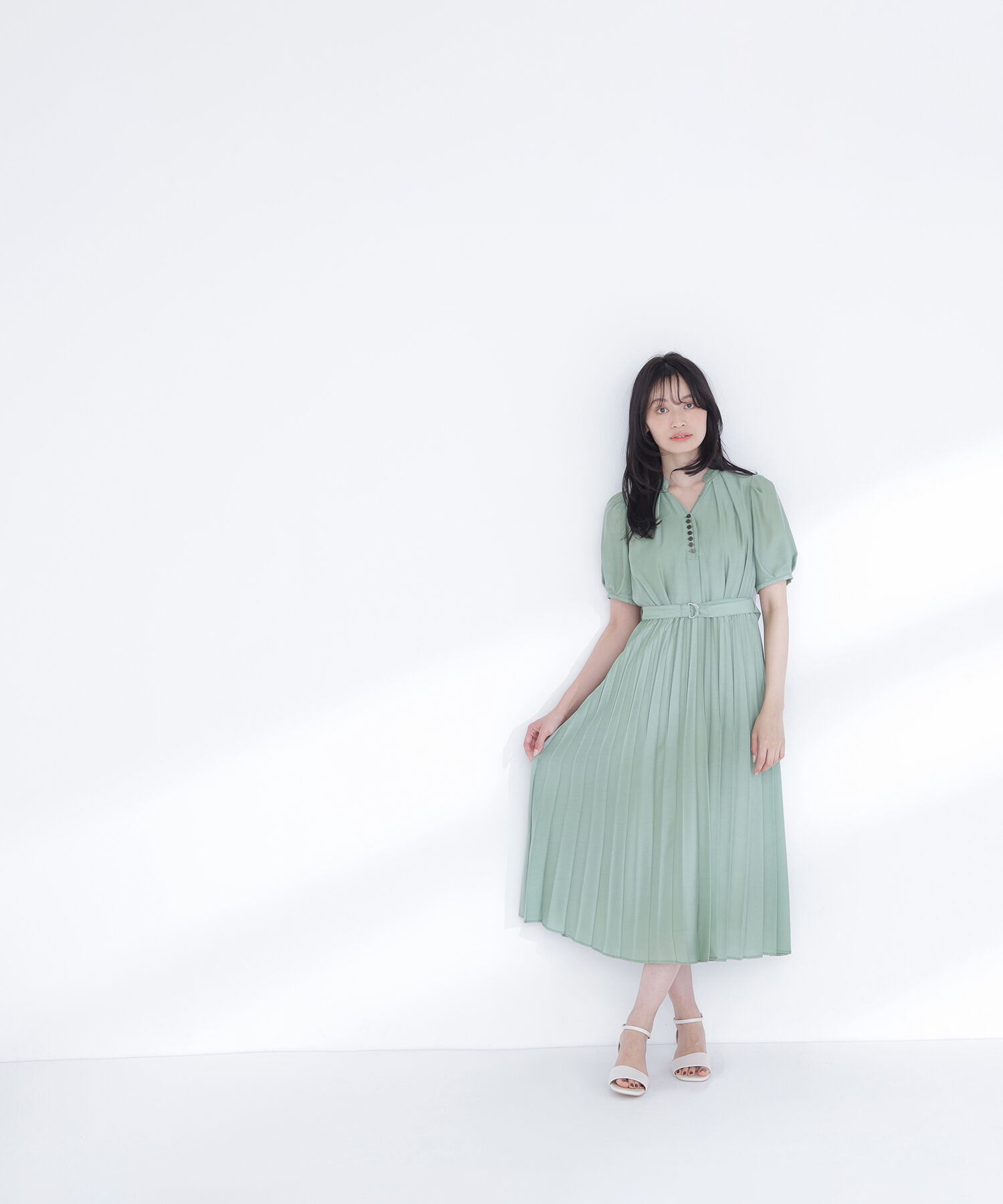  「フロントボタンプリーツワンピース」|ワンピース|