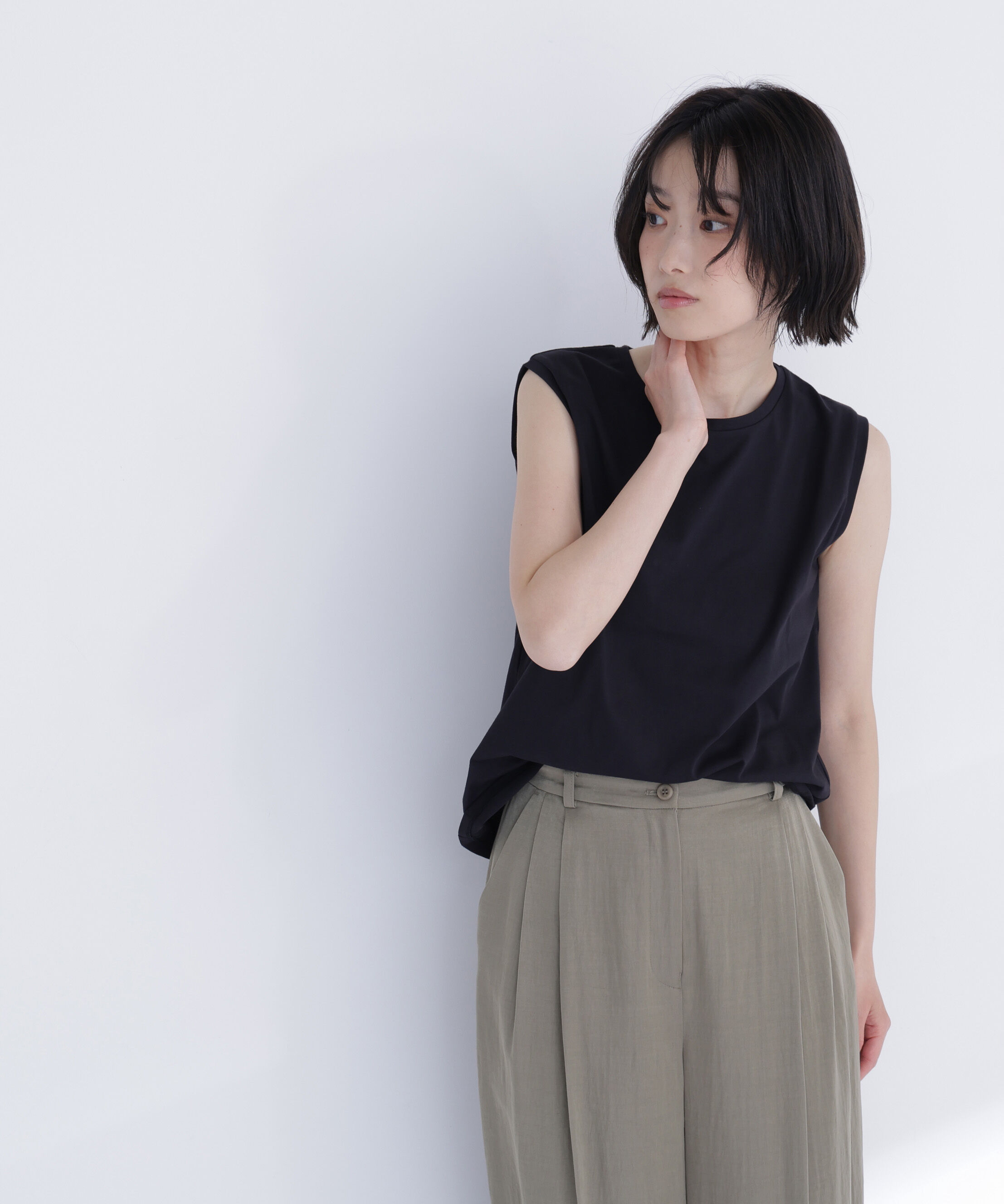  「メタルポイントノースリーブカットソー」|Tシャツ・カットソー|ブラック