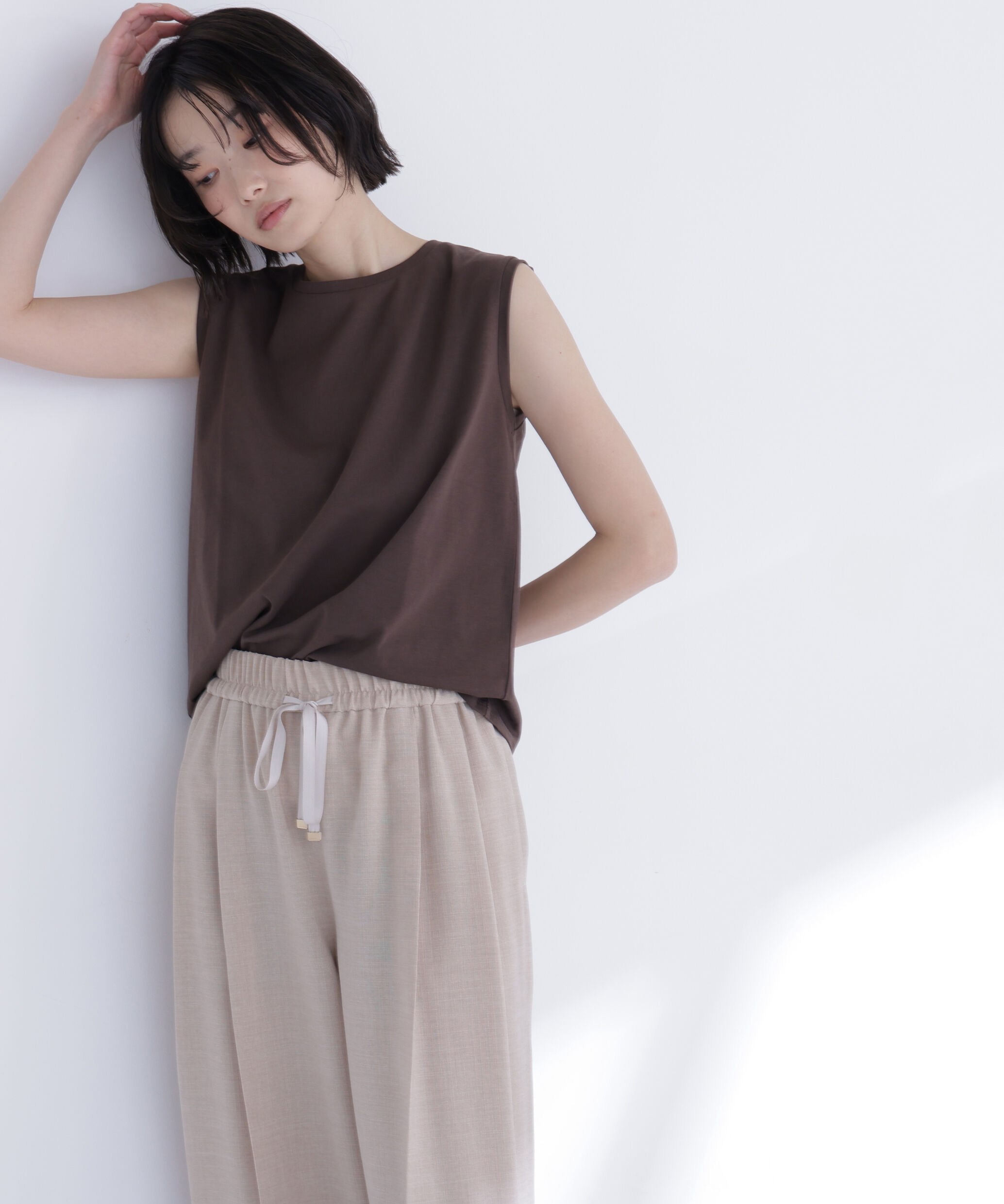  「メタルポイントノースリーブカットソー」|Tシャツ・カットソー|ダークブラウ 1