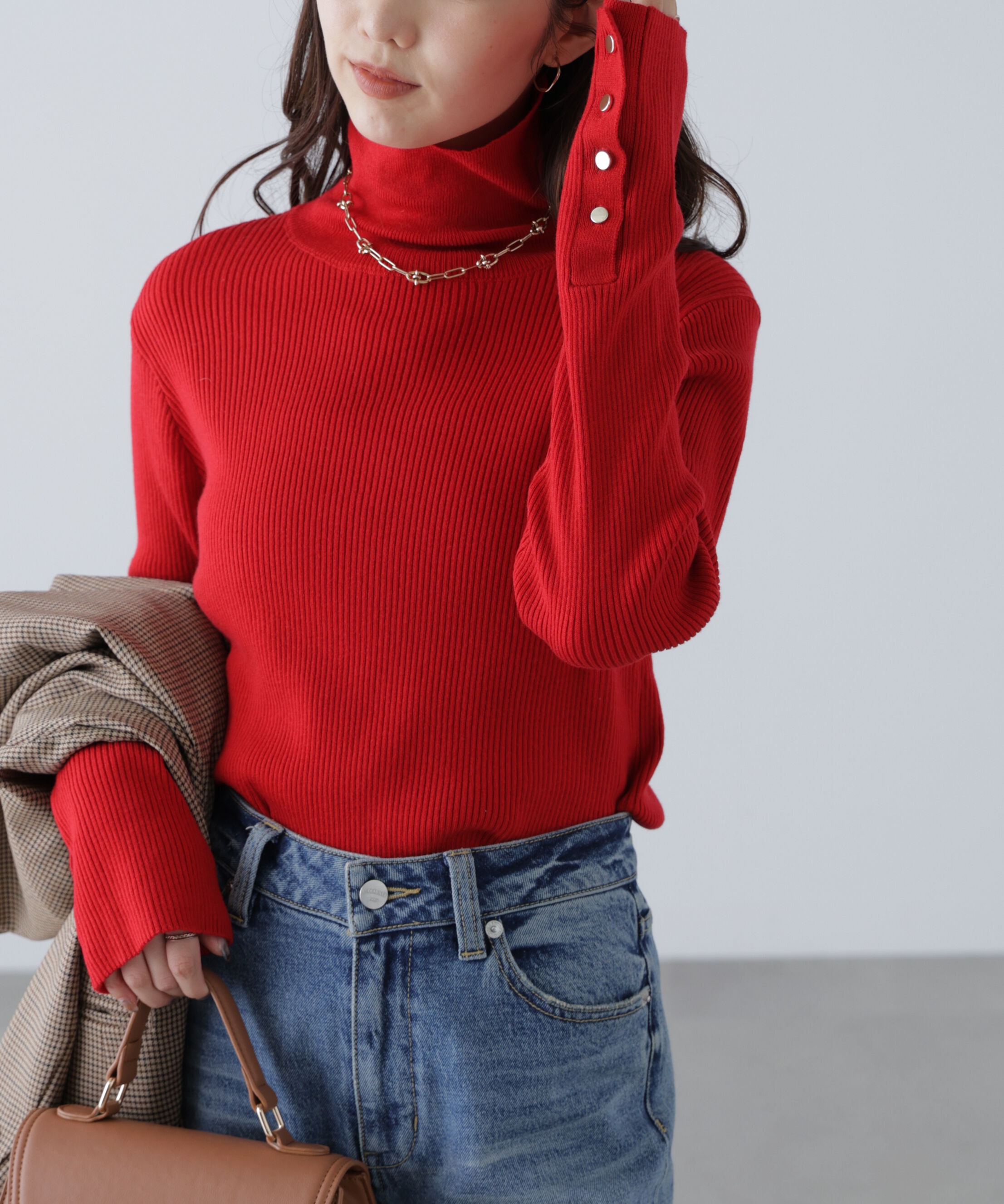  「袖金ボタンリブタートルニット」|ニット・セーター|