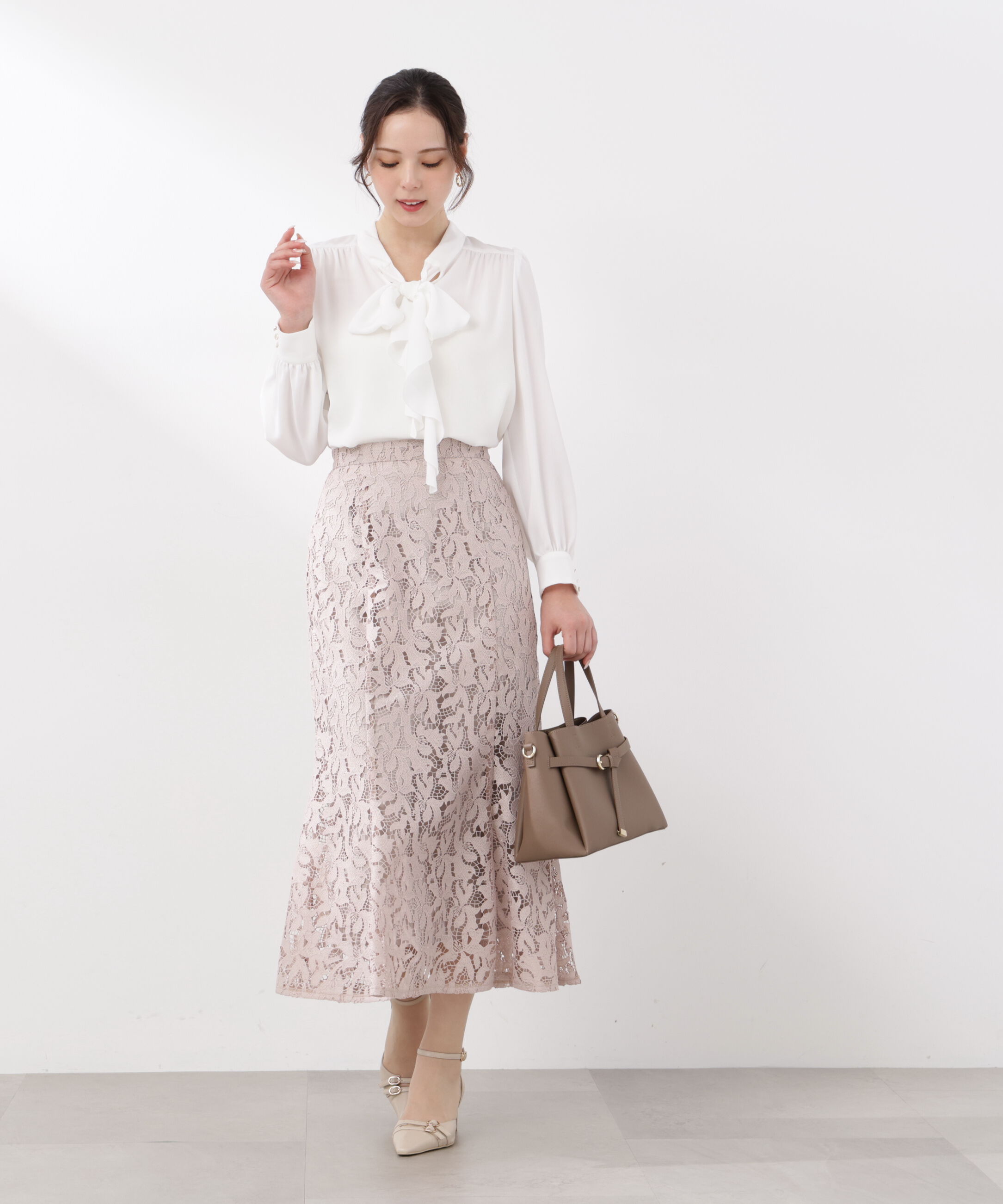 PROPORTION BODY DRESSING「ラッフルリボンブラウス　26SS」|シャツ・ブラウス|