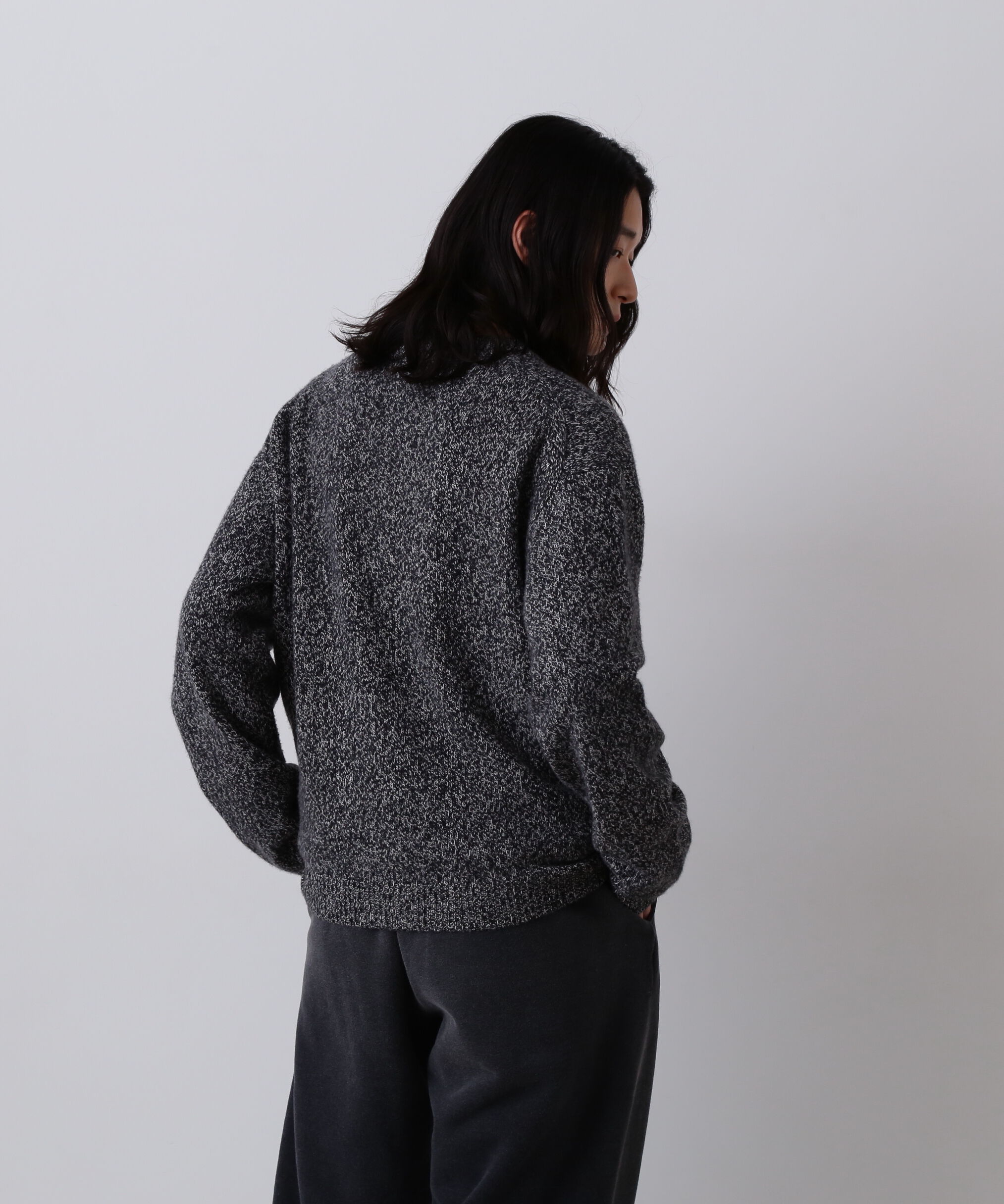 YLEVE 「YLEVE / WOOL CASHMERE MELANGE KNIT V NECK PULL OVER」|ニット・セーター|