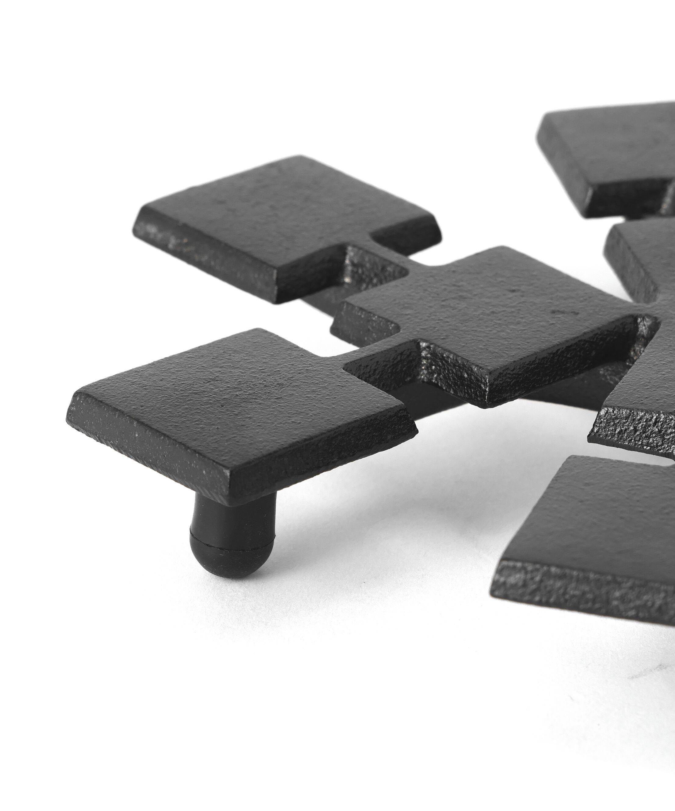 MARGARET HOWELL HOUSEHOLDGOODS「ＳＮＯＷ　ＦＬＡＫＥ　ＣＡＳＴ　ＩＲＯＮ　ＰＯＴ　ＳＴＡＮ」|食器・キッチングッズ|