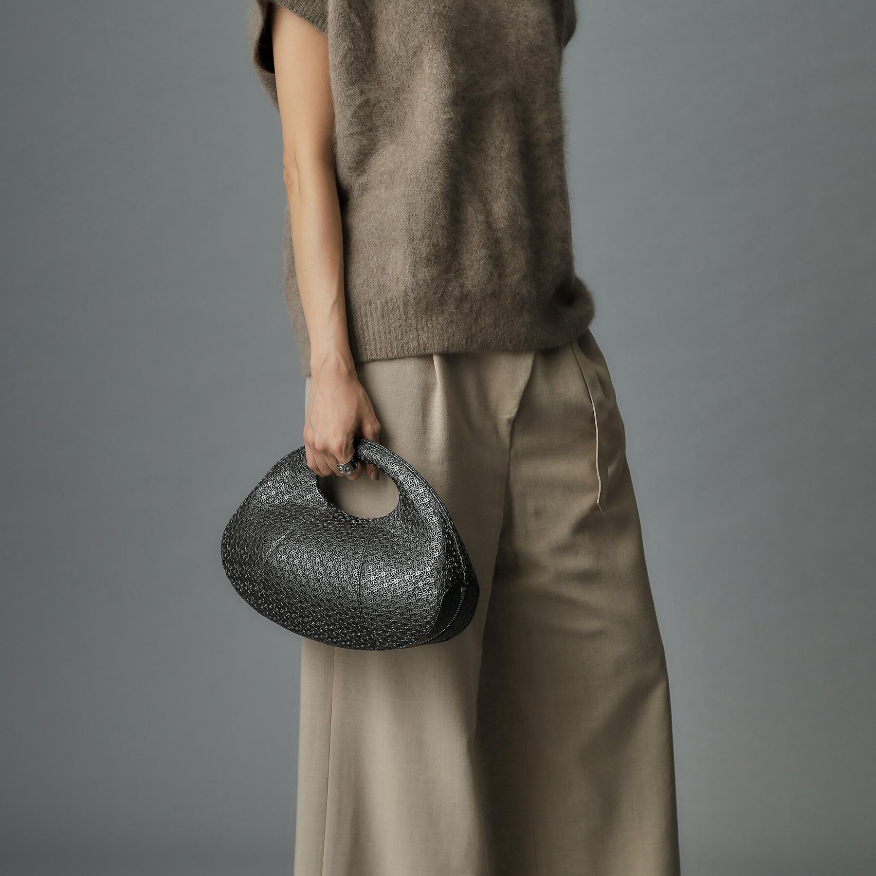 HIROKO HAYASHI「GIRASOLE（ジラソーレ）クロワッサンバッグL」|ハンドバッグ|