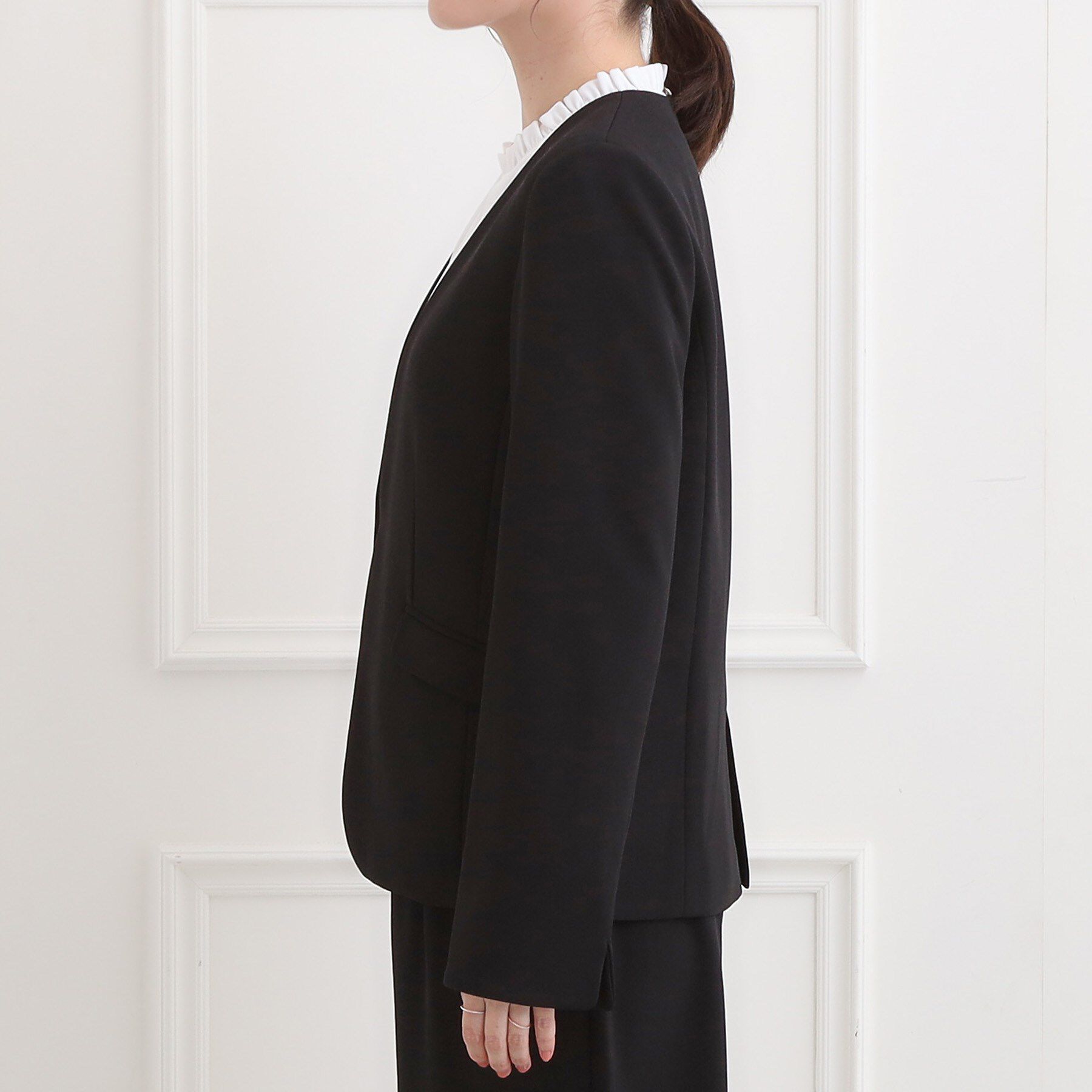 SHOO･LA･RUE「【洗濯機可/セットアップ可/S-3L】きちんと楽に。カットジョーゼットノーカラージャケット」|ノーカラージャケット|