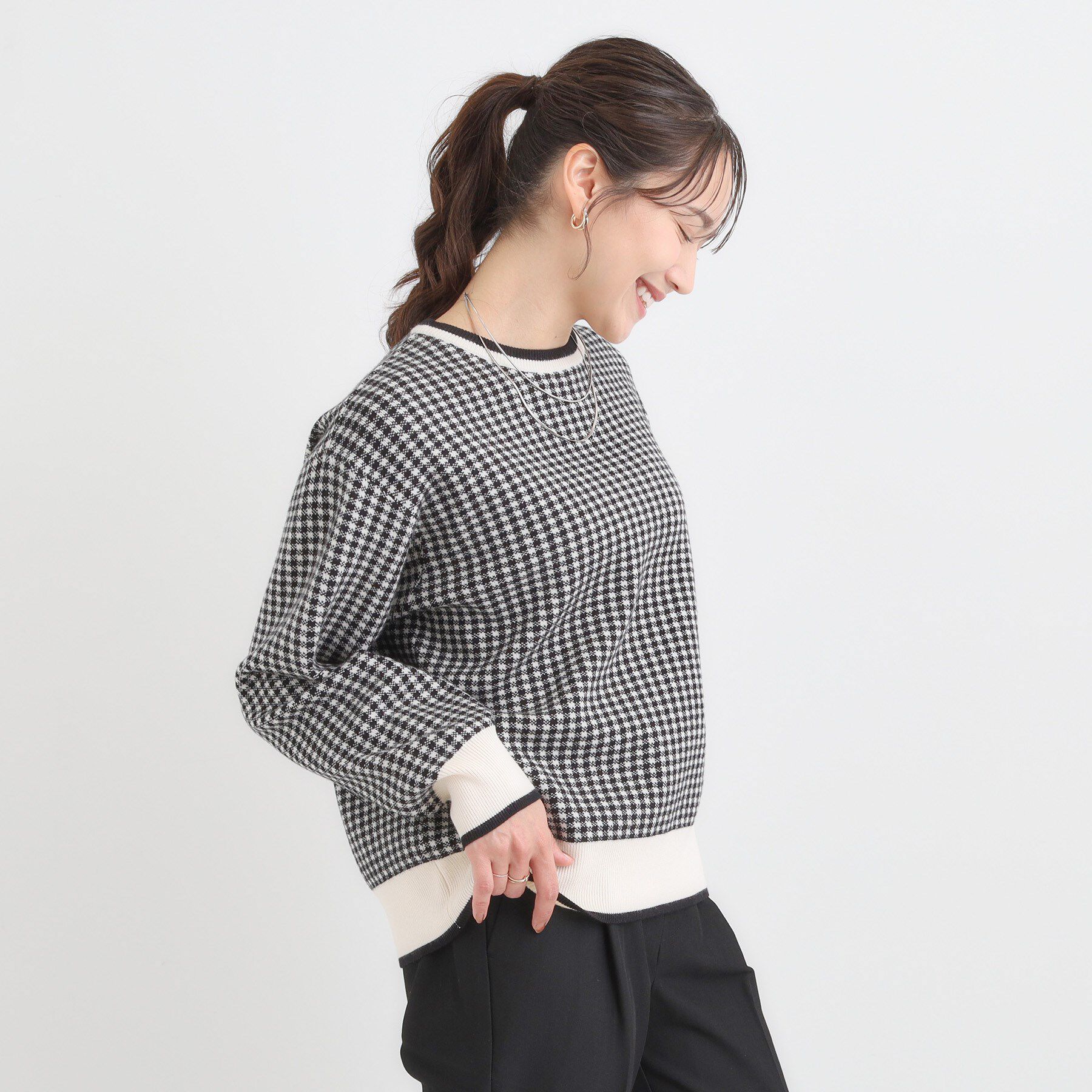 SHOO･LA･RUE「【洗濯機可/S-LL】クラシックなチェック柄が目を惹く 柔らかニット」|ニット・セーター|