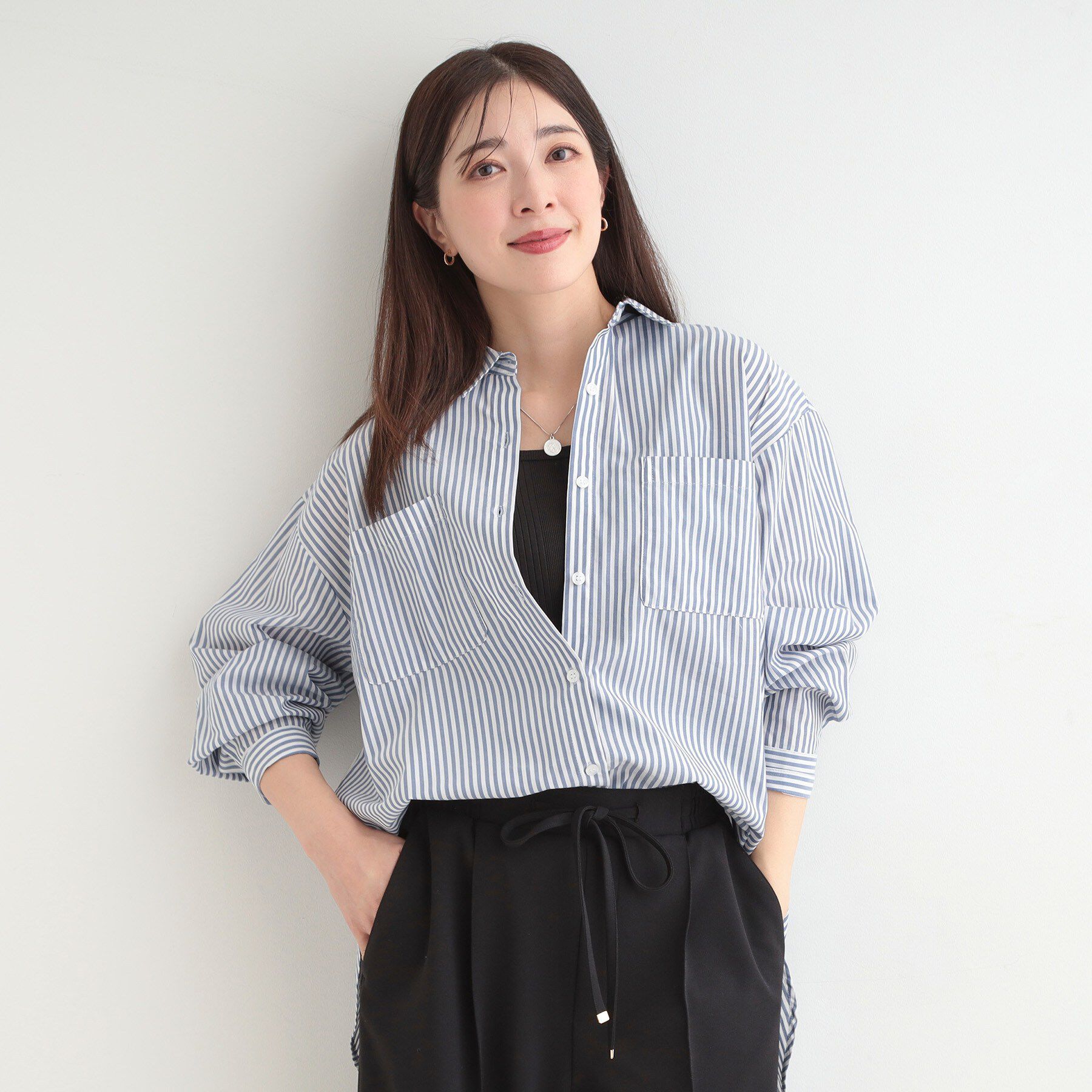 SHOO･LA･RUE「【体型カバー】バックギャザーで魅せる オーバーサイズシャツ」|シャツ・ブラウス|