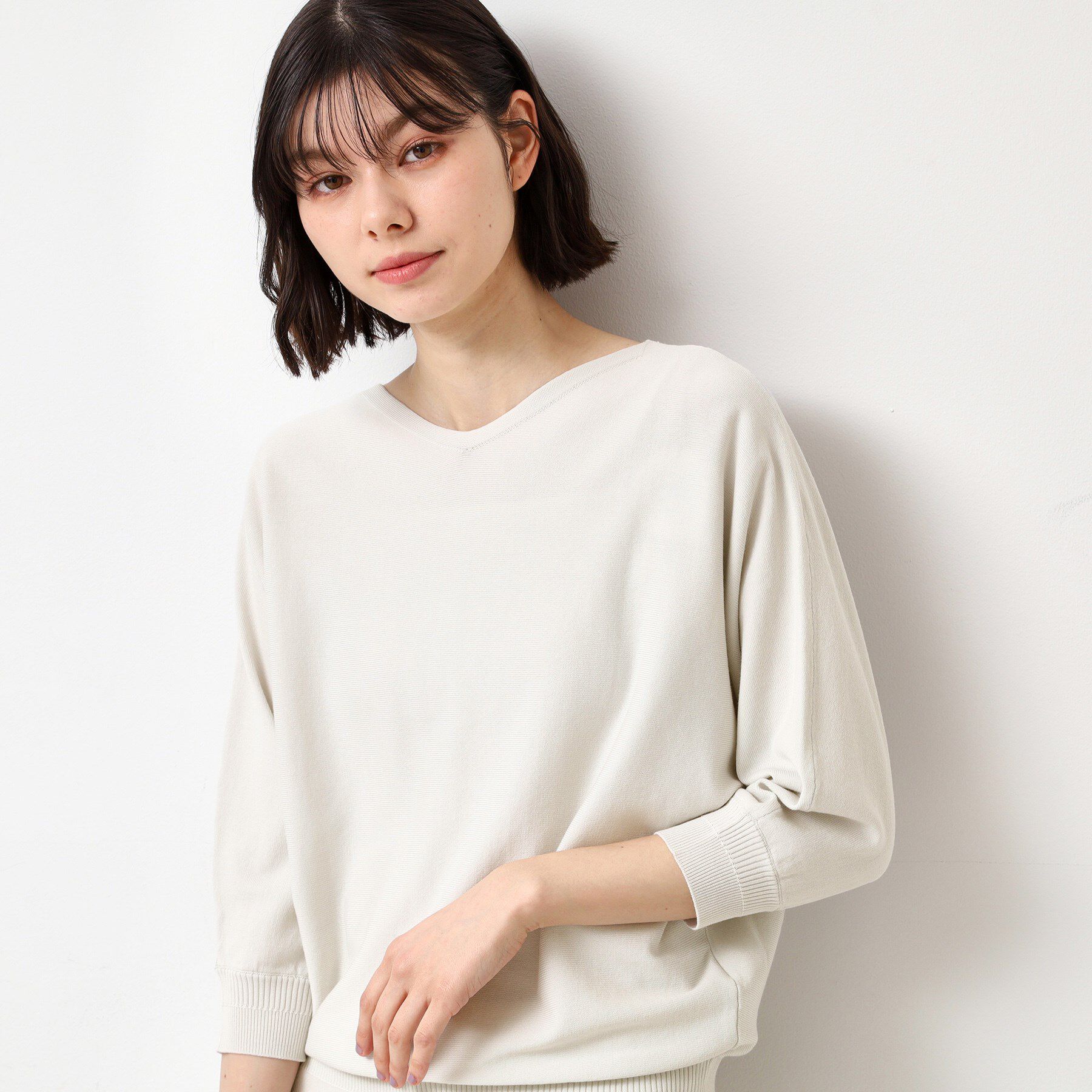 Dessin「【選べる7色展開・洗える】後ろボタンニットプルオーバー七分袖（XS～L）」|ニット・セーター|グレージュ(050)