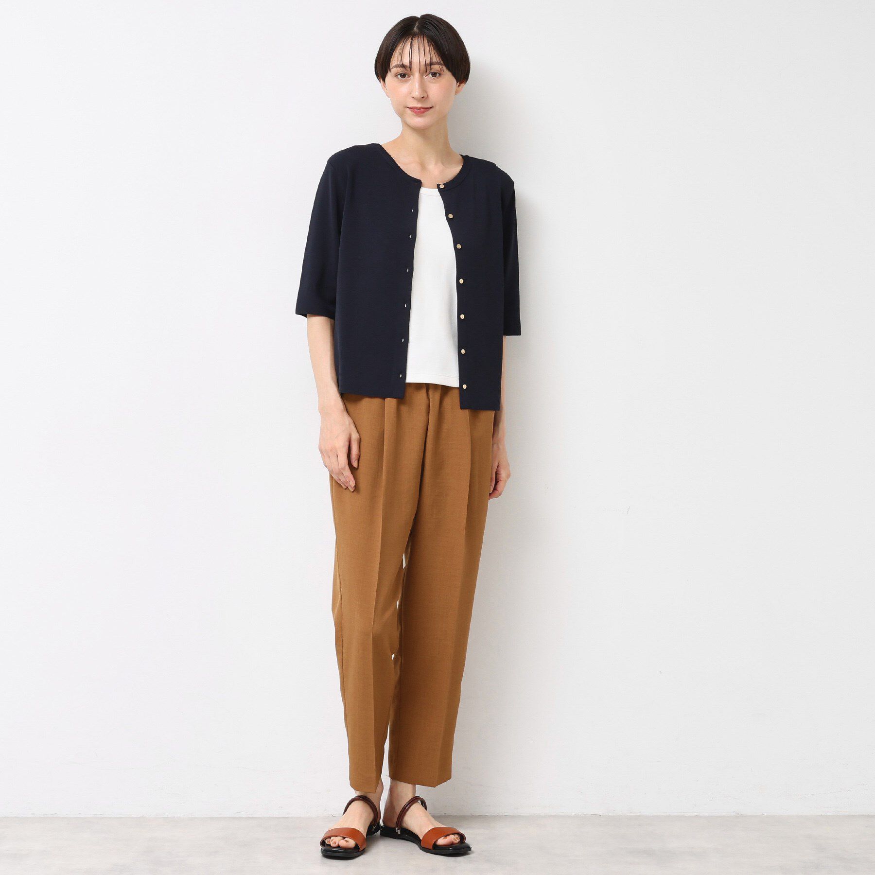 Dessin「【ウエストゴム・洗える】センターライン入りテーパードパンツ（XS～L）」|その他|