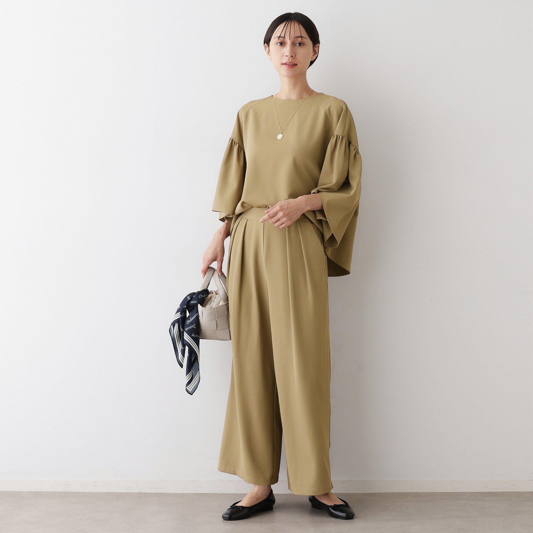 Dessin「【セットアップ可・洗える】フレアスリーブブラウス」|シャツ・ブラウス|