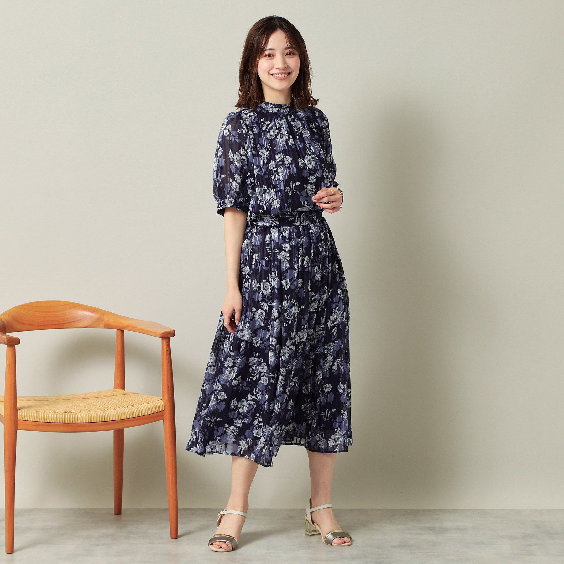 ITS&rsquo;DEMO「【手洗い可／M・Lサイズ展開】ラメストライプ花柄5分袖ブラウス」|シャツ・ブラウス|