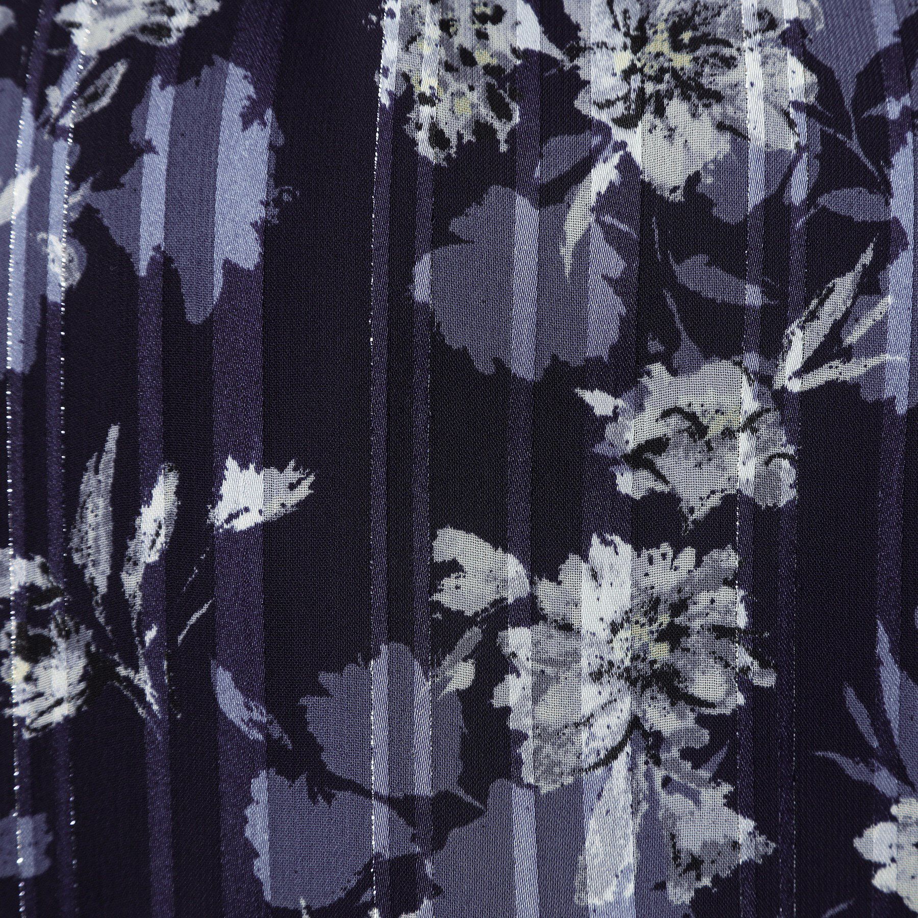 ITS&rsquo;DEMO「【手洗い可／M・Lサイズ展開】ラメストライプ花柄5分袖ブラウス」|シャツ・ブラウス|