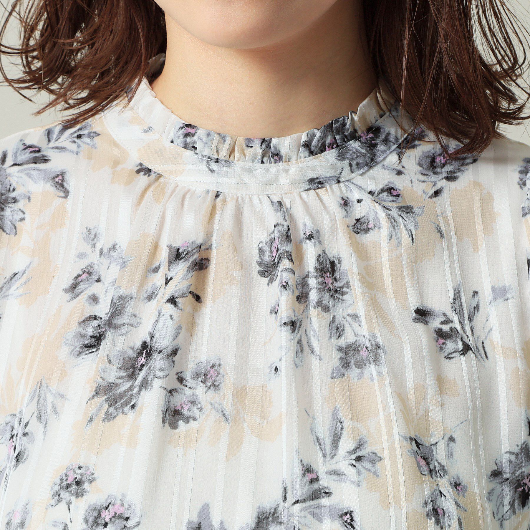 ITS&rsquo;DEMO「【手洗い可／M・Lサイズ展開】ラメストライプ花柄5分袖ブラウス」|シャツ・ブラウス|