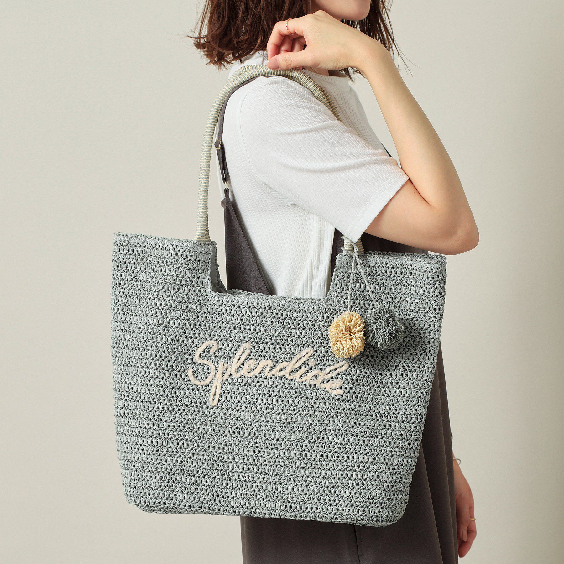 ITS&rsquo;DEMO「チャーム付ロゴ刺繍雑材トート」|トートバッグ|グリーン(022)