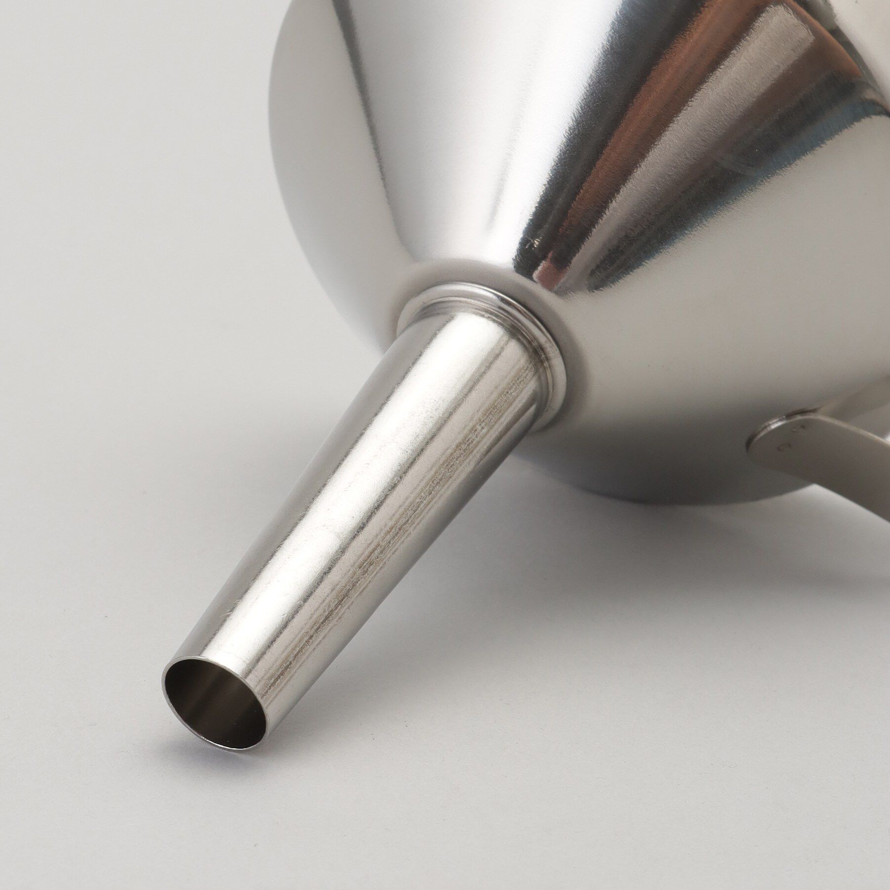 212 KITCHEN STORE「手付きロートM」|食器・キッチングッズ|