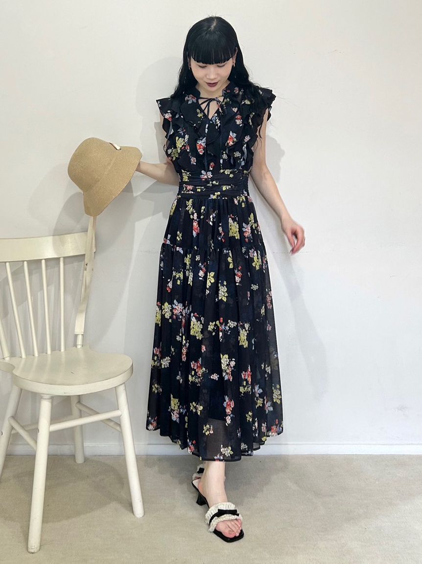 LILY BROWN「フラワープリントプリーツワンピース」|ワンピース|