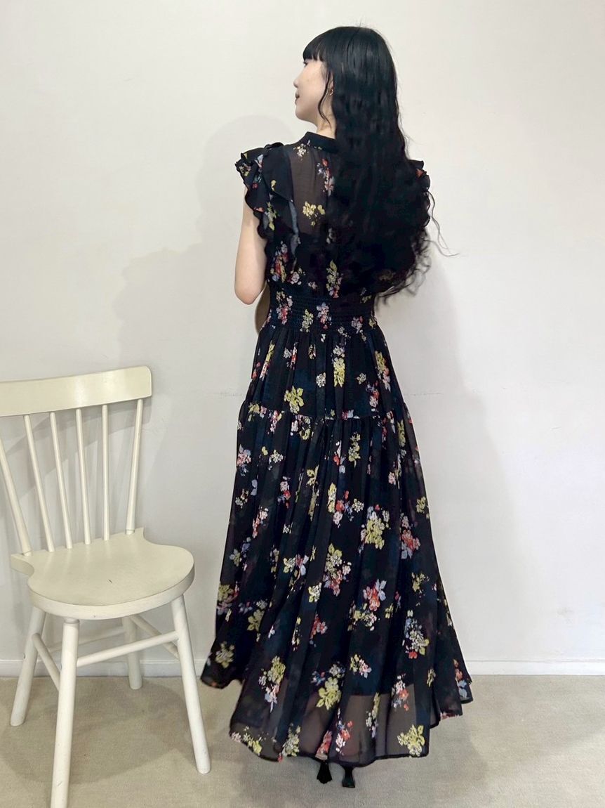 LILY BROWN「フラワープリントプリーツワンピース」|ワンピース|