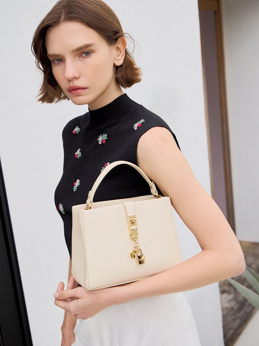 CELFORD「【洗える】ビーズ刺繍ニットプルオーバー」|ニット・セーター|BLK