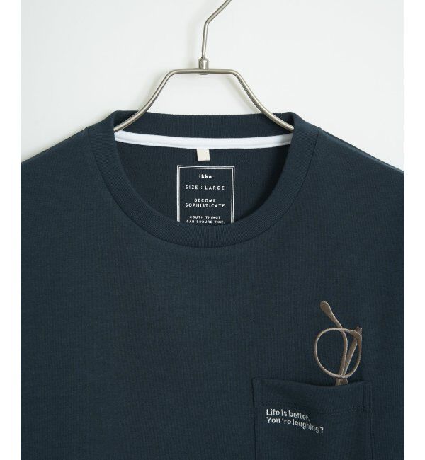 ikka「ポンチメガネ刺繍ポケットTシャツ」|Tシャツ・カットソー|