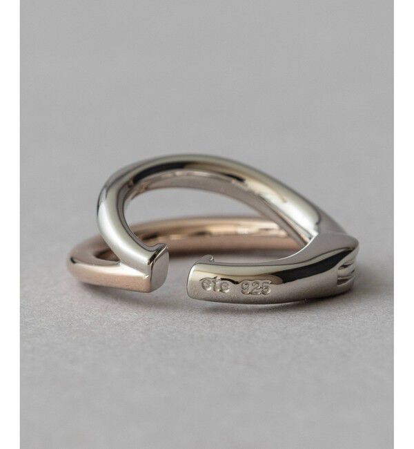 ete「ダブルライン バイカラー ハグイヤリング」|イヤリング|