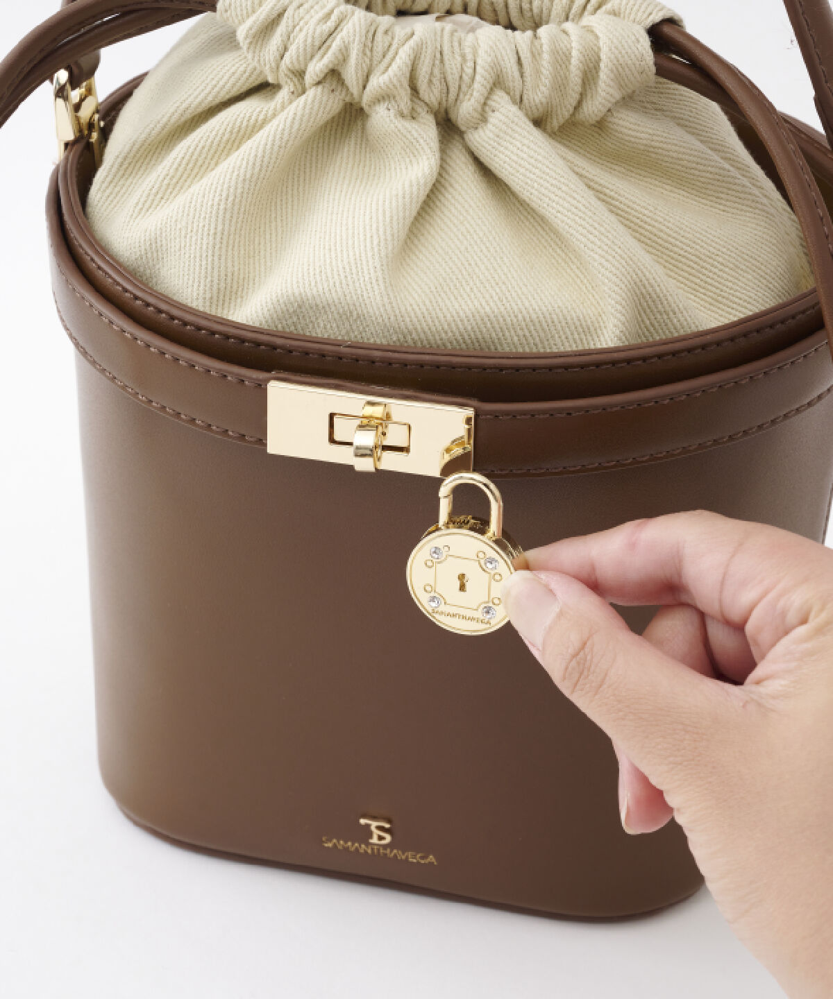 Samantha Vega「サークルロックバケツ型ショルダーバッグ」|ショルダー・メッセンジャー|