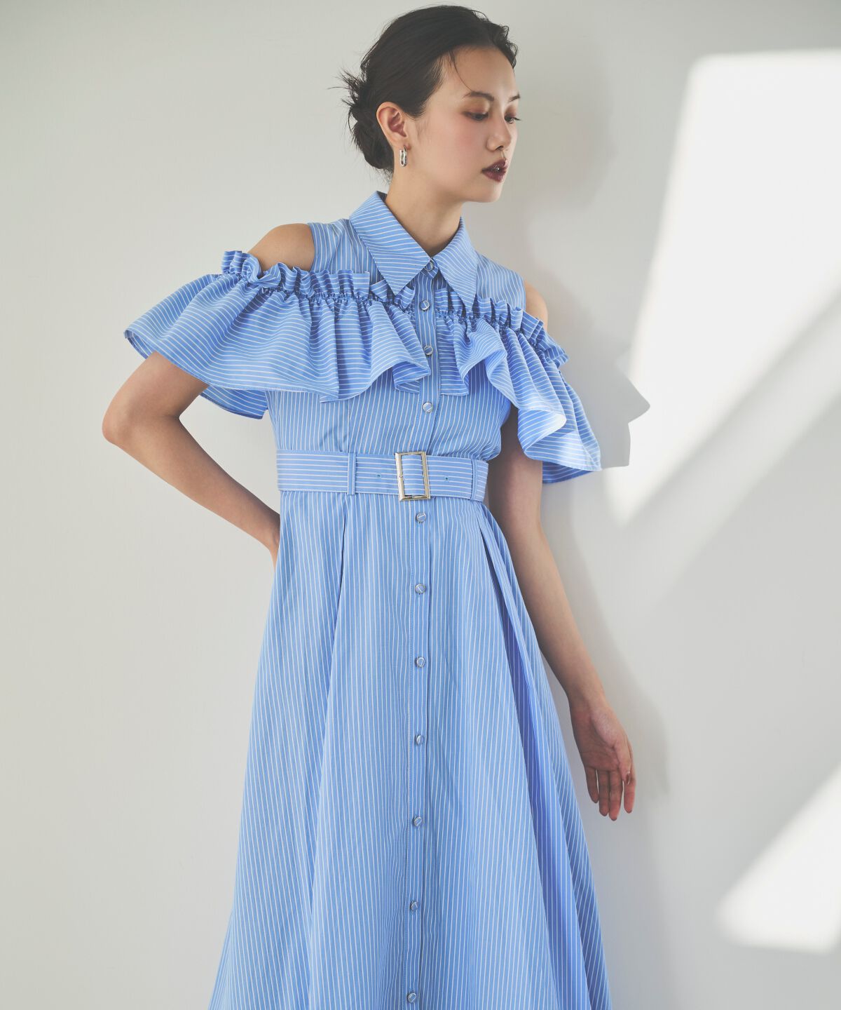 アンドクチュール「オープンショルダーストライプワンピース」|ワンピース|