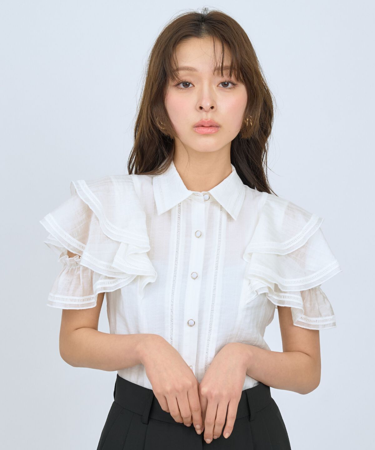 アンドクチュール「ラッフルスリーブシャツブラウス」|シャツ・ブラウス|