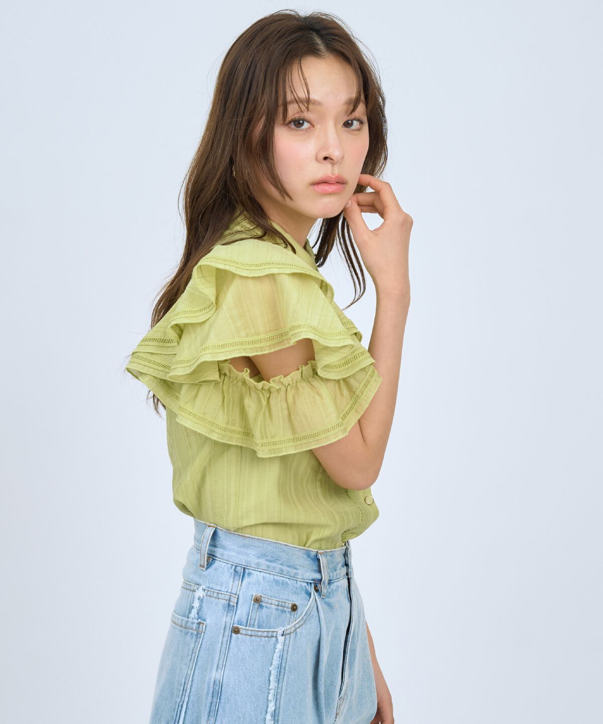 アンドクチュール「ラッフルスリーブシャツブラウス」|シャツ・ブラウス|