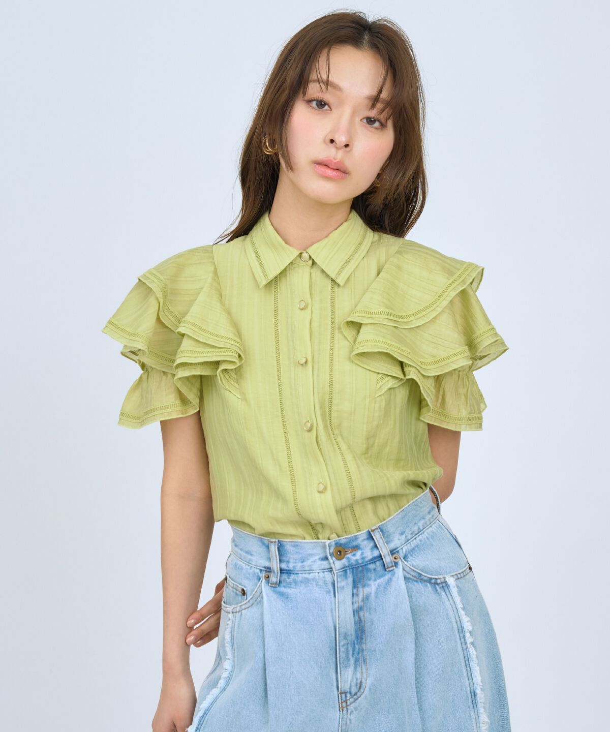 アンドクチュール「ラッフルスリーブシャツブラウス」|シャツ・ブラウス|