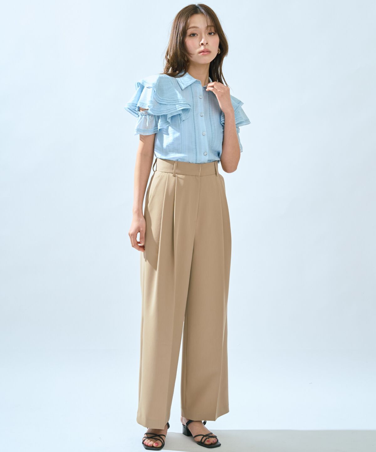 アンドクチュール「ラッフルスリーブシャツブラウス」|シャツ・ブラウス|