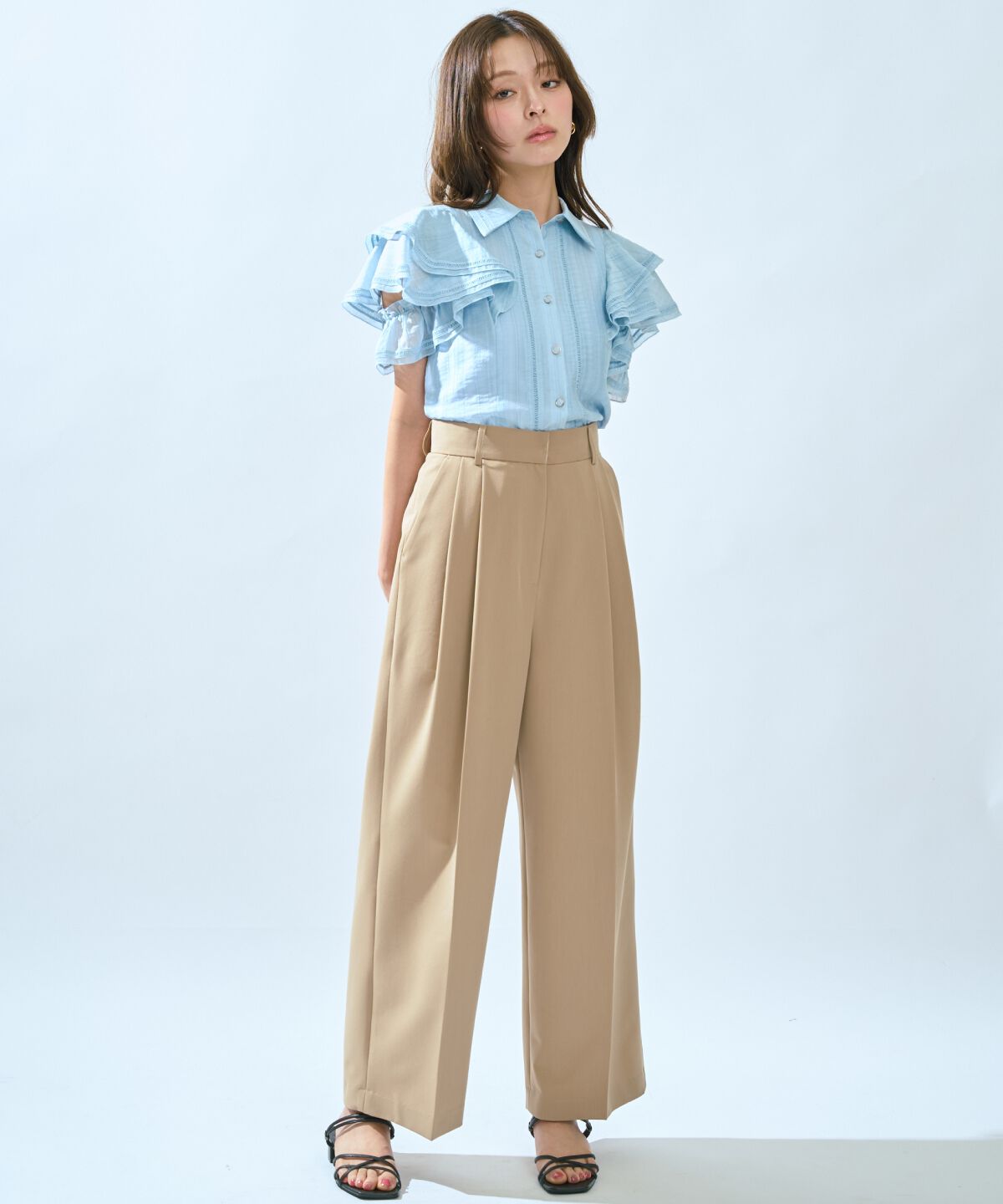 アンドクチュール「ラッフルスリーブシャツブラウス」|シャツ・ブラウス|