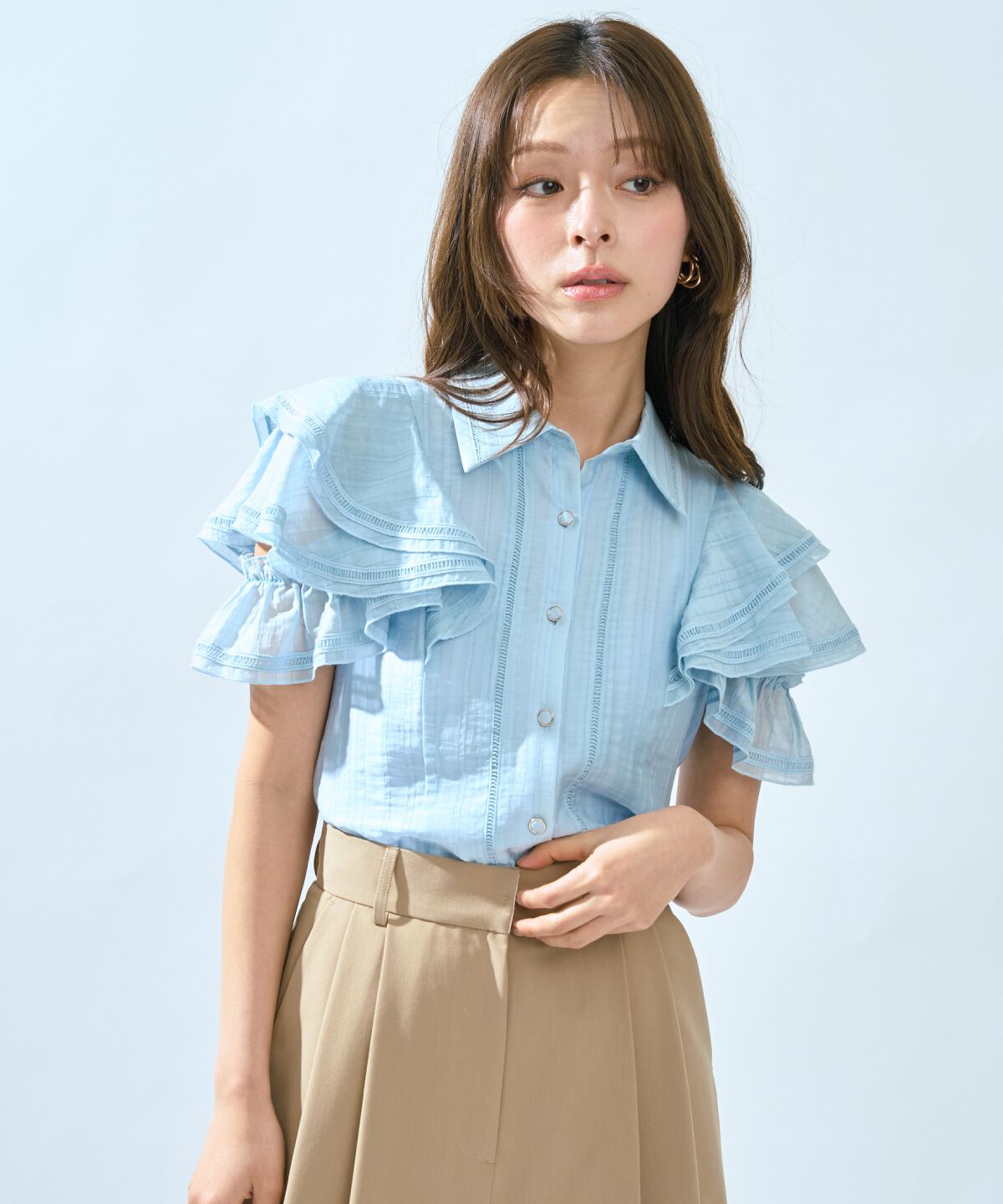 アンドクチュール「ラッフルスリーブシャツブラウス」|シャツ・ブラウス|