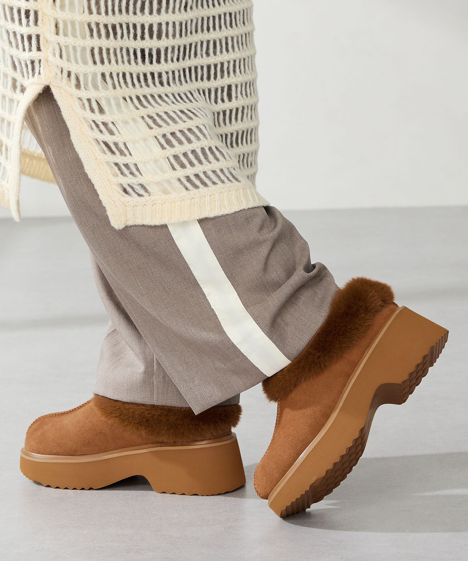 ORiental TRaffic「【 厚底 ・ 美脚 】 ムートン サボ /51325 ファー レオパード 防寒 」|サンダル|