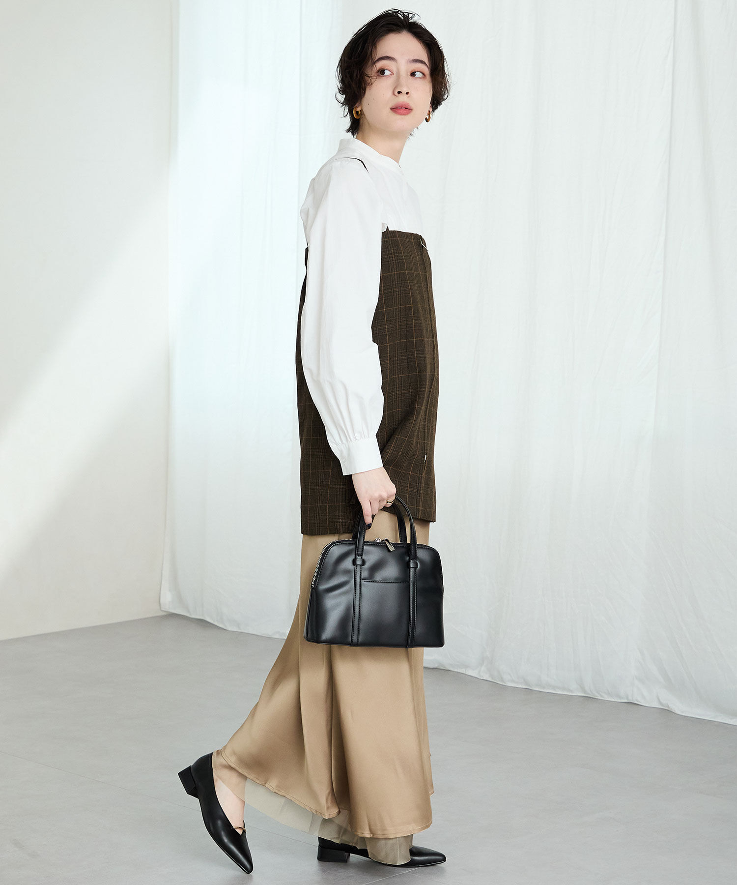 ORiental TRaffic「【WEB限定】ラインメタルパーツ ポインテッドトゥ パンプス /55304 フラット シンプル」|パンプス|