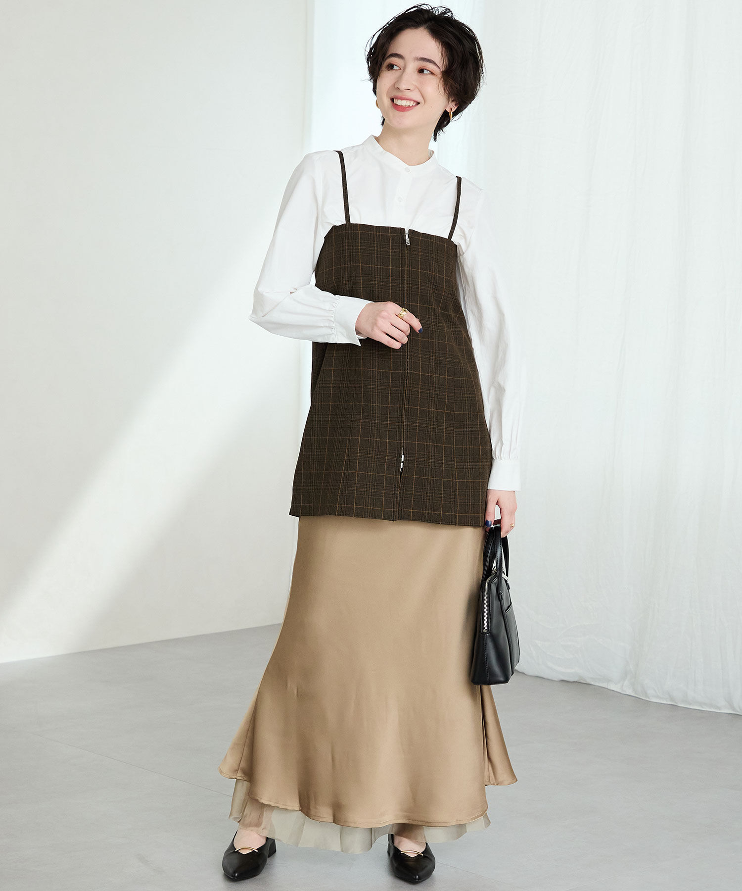 ORiental TRaffic「【WEB限定】ラインメタルパーツ ポインテッドトゥ パンプス /55304 フラット シンプル」|パンプス|