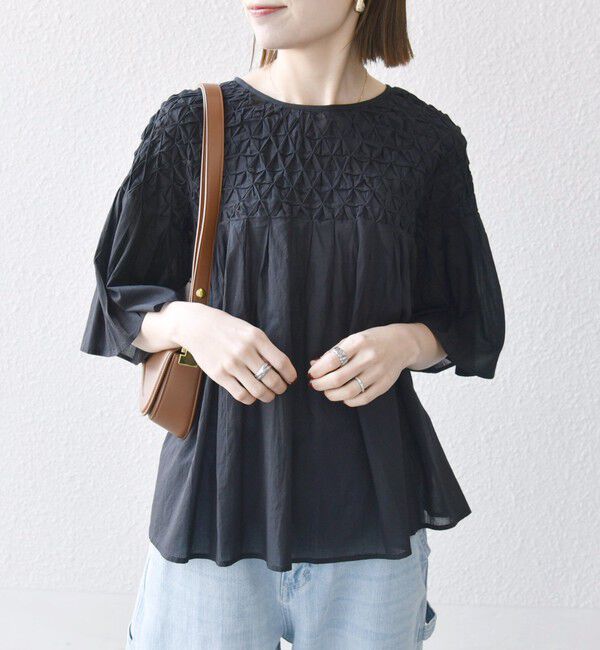 SHIPS any「SHIPS any:〈洗濯機可能〉ハンドスモッキング コットン フレア ブラウス」|シャツ・ブラウス|