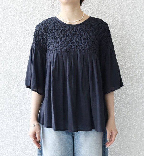 SHIPS any「SHIPS any:〈洗濯機可能〉ハンドスモッキング コットン フレア ブラウス」|シャツ・ブラウス|