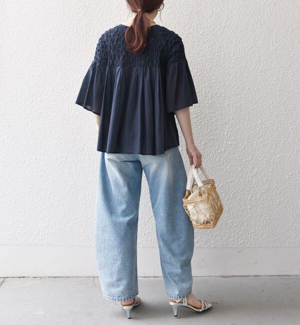 SHIPS any「SHIPS any:〈洗濯機可能〉ハンドスモッキング コットン フレア ブラウス」|シャツ・ブラウス|