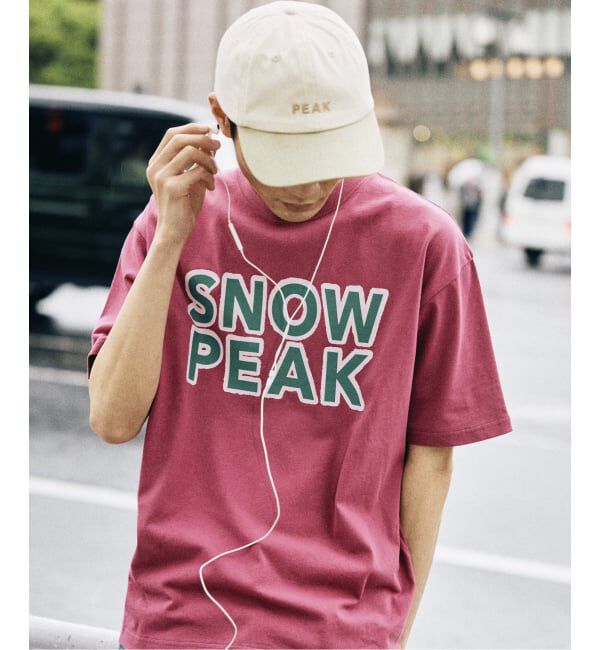 JOURNAL STANDARD relume「《予約》SNOW PEAK / スノーピーク 別注 マルチカラーロゴ プリントTシャツ」|Tシャツ・カットソー|ピンク