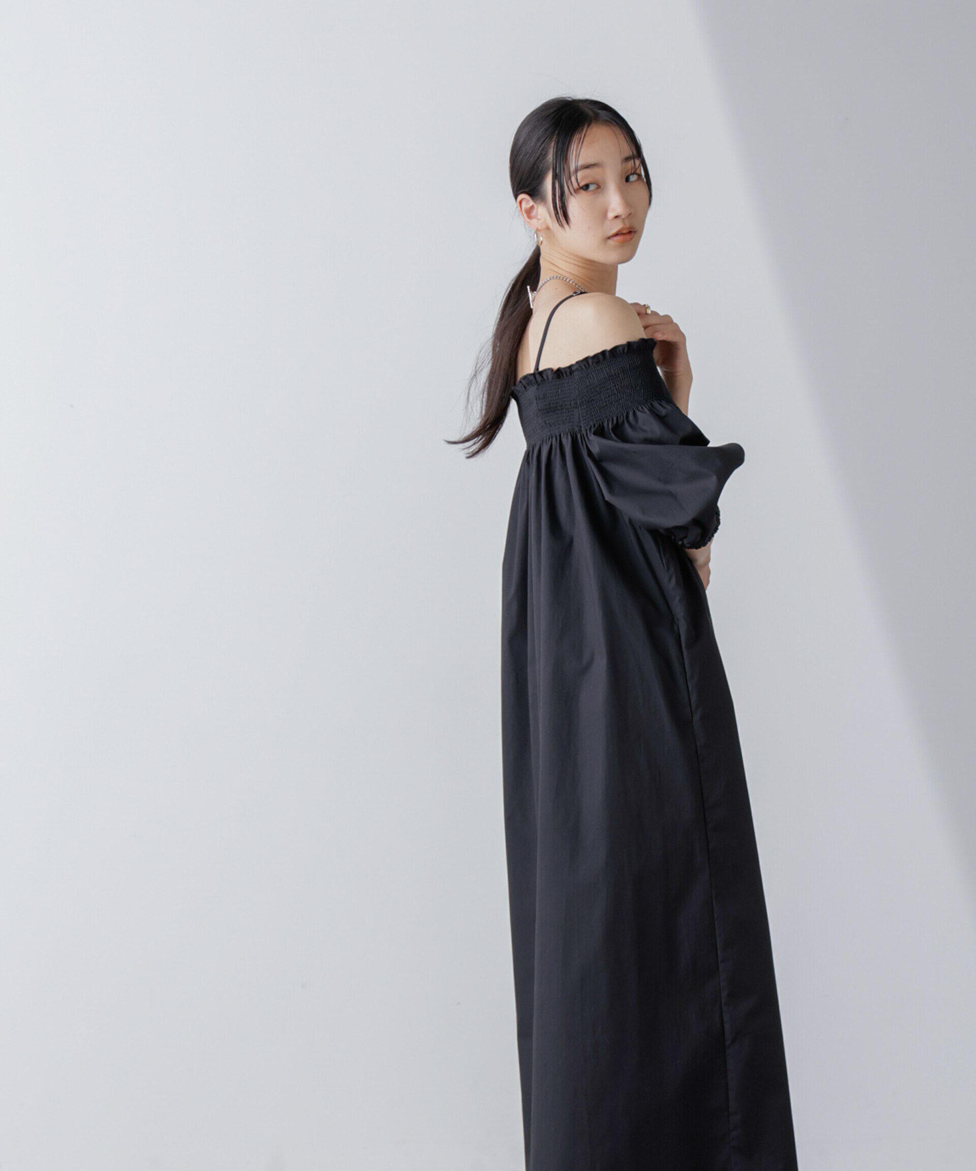 nano･universe「2wayシャーリングオフショルダーワンピース」|ワンピース|