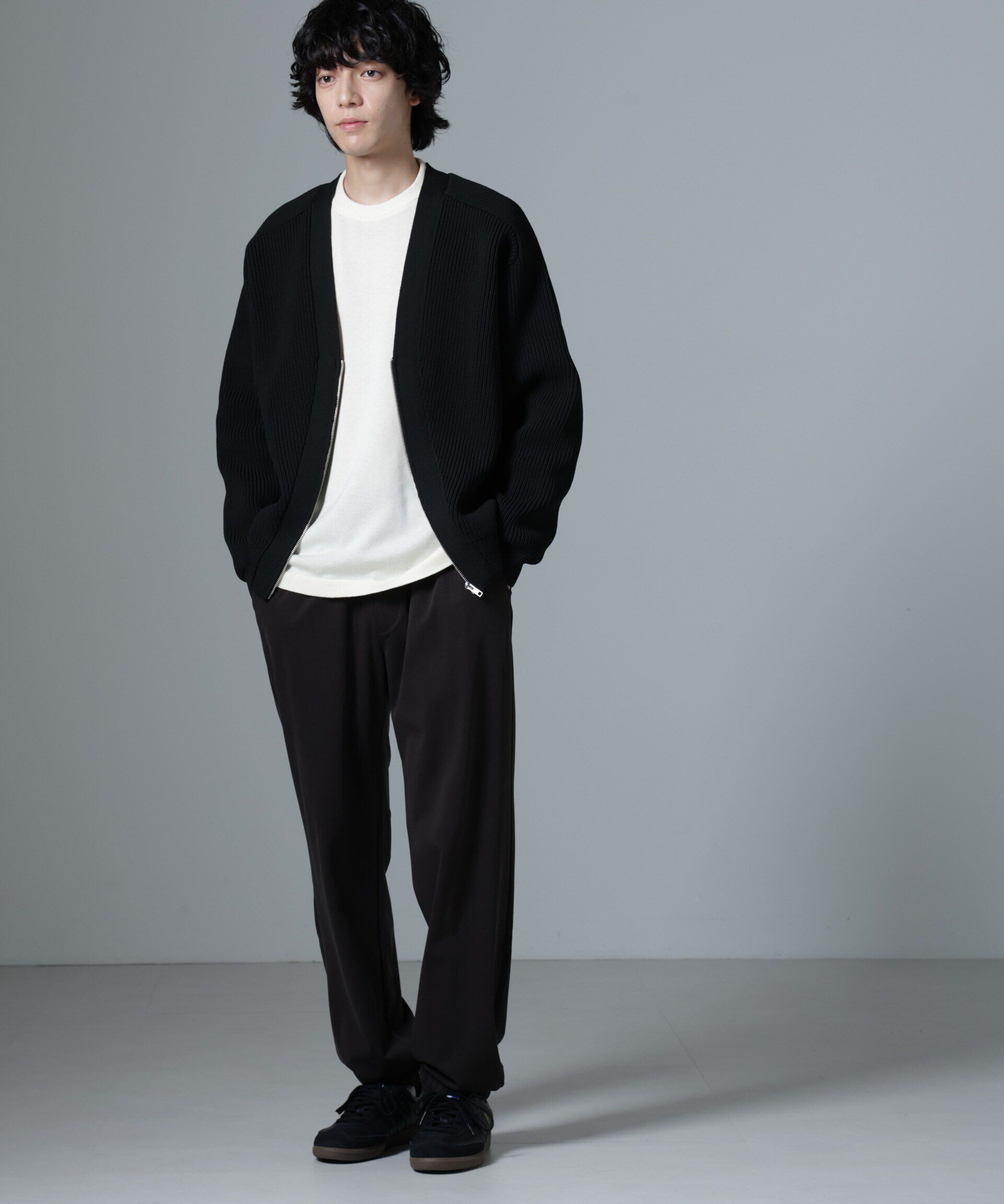 nano･universe「ヌバックライクスムースジョガーパンツ」|チノ|