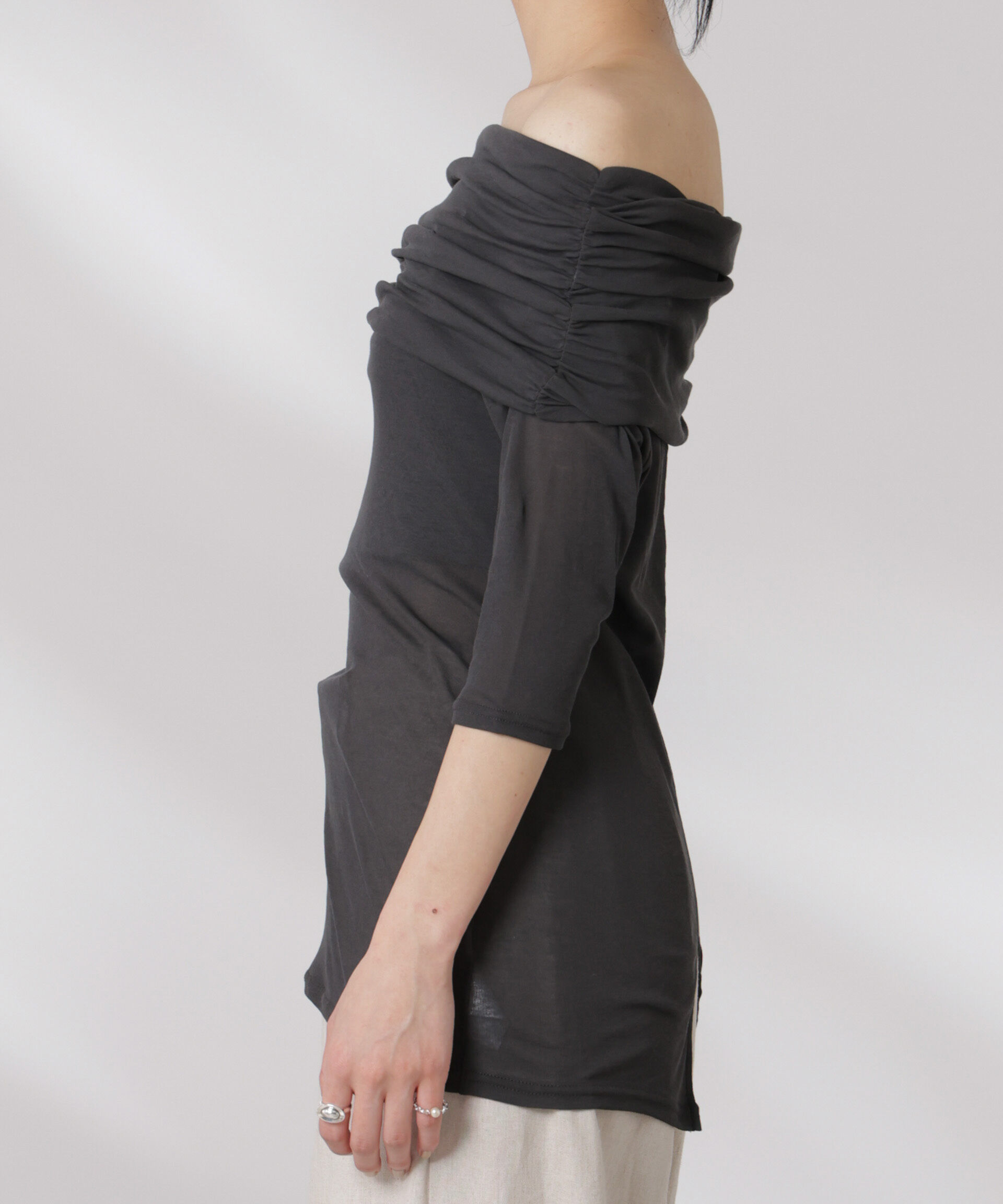 nano･universe「オフショルダーシアートップス」|Tシャツ・カットソー|