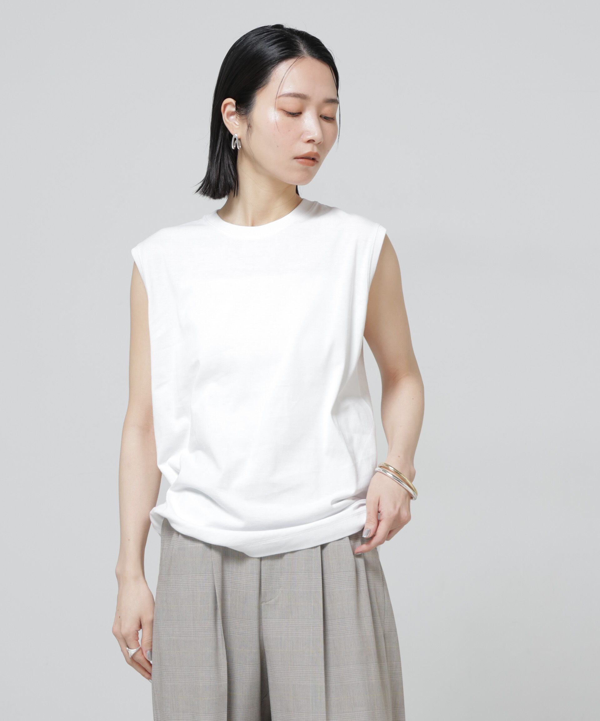 nano･universe「Anti Soaked(R) 汗染み防止ノースリーブTシャツ」|Tシャツ・カットソー|