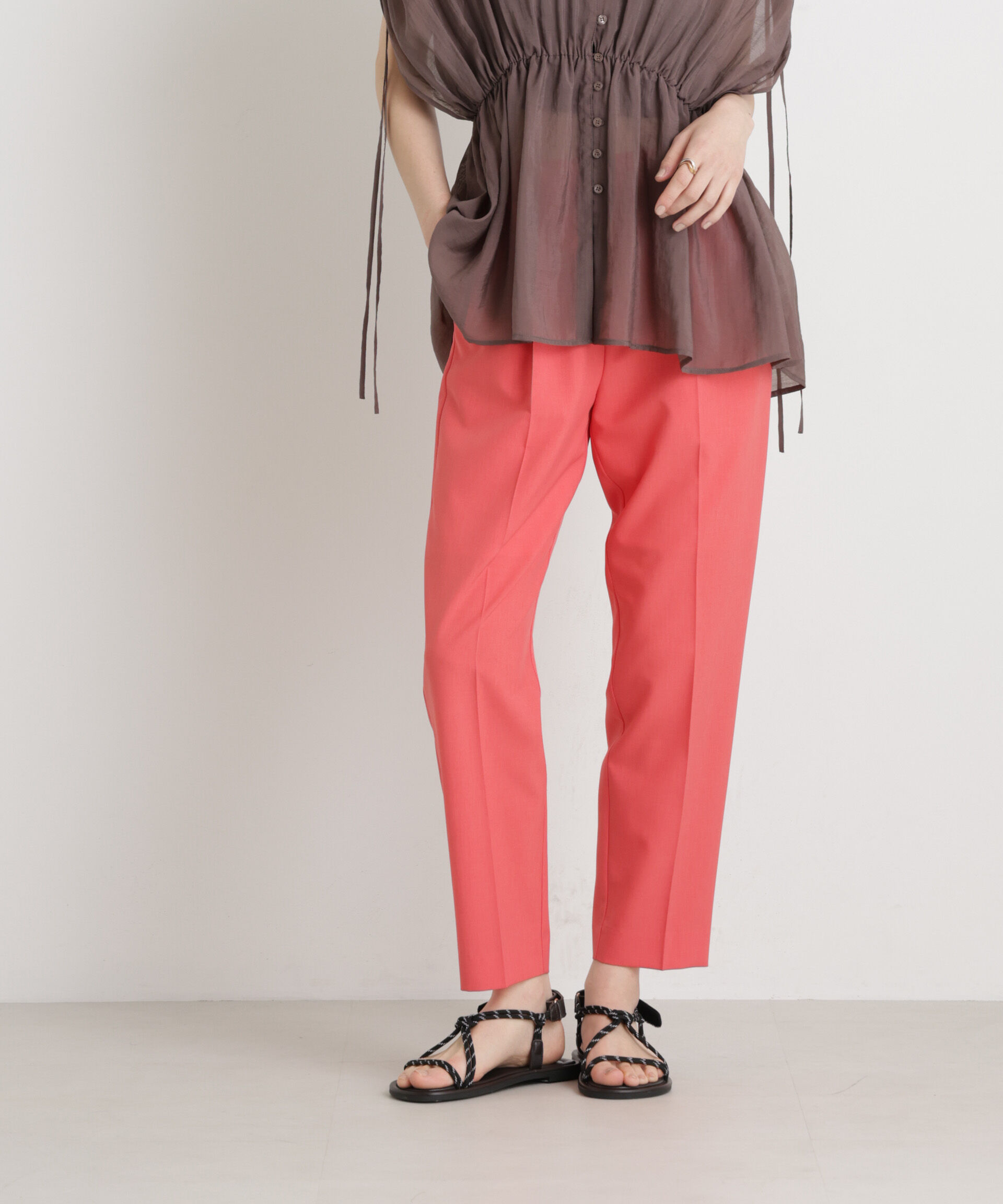 nano･universe「ライトファンクションイージーテーパードパンツ」|チノ|