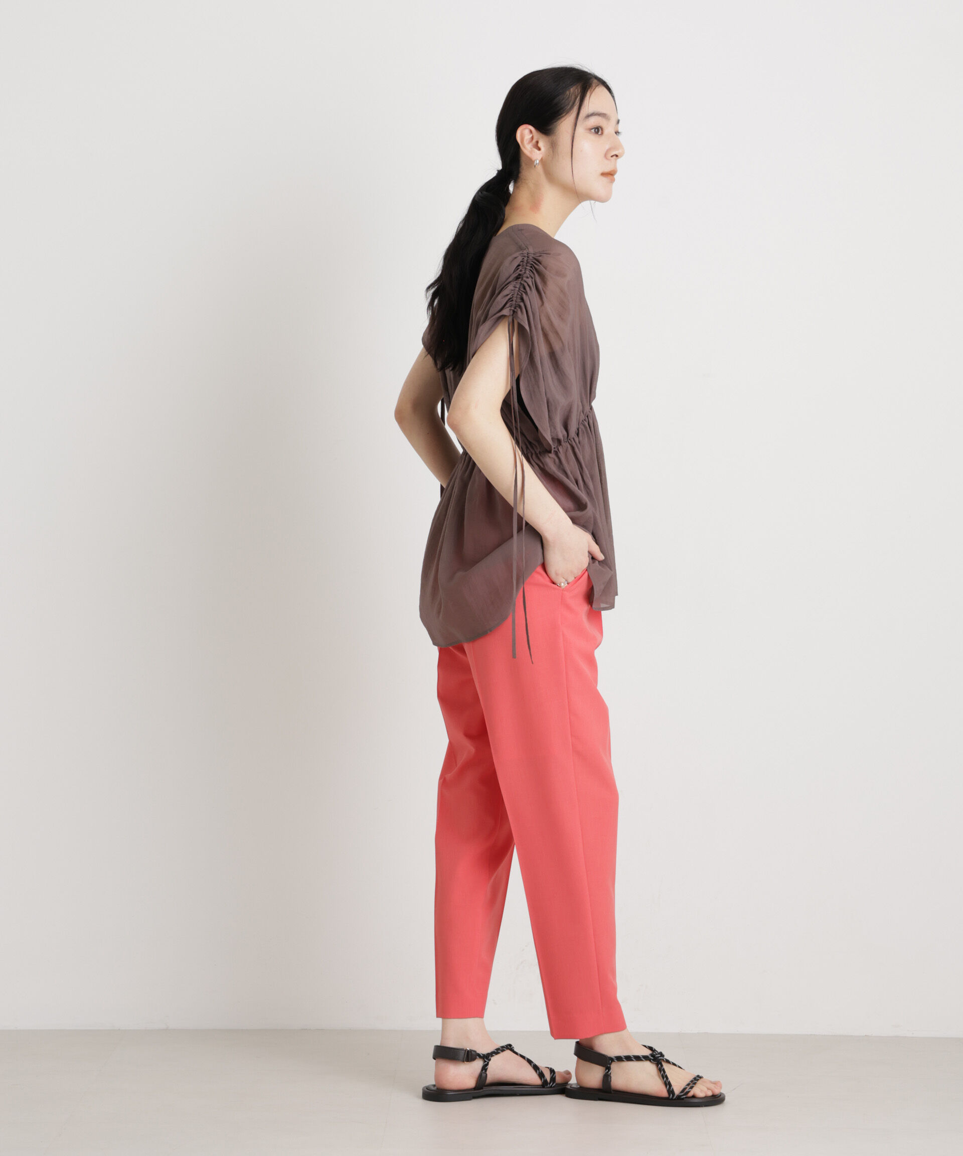 nano･universe「ライトファンクションイージーテーパードパンツ」|チノ|