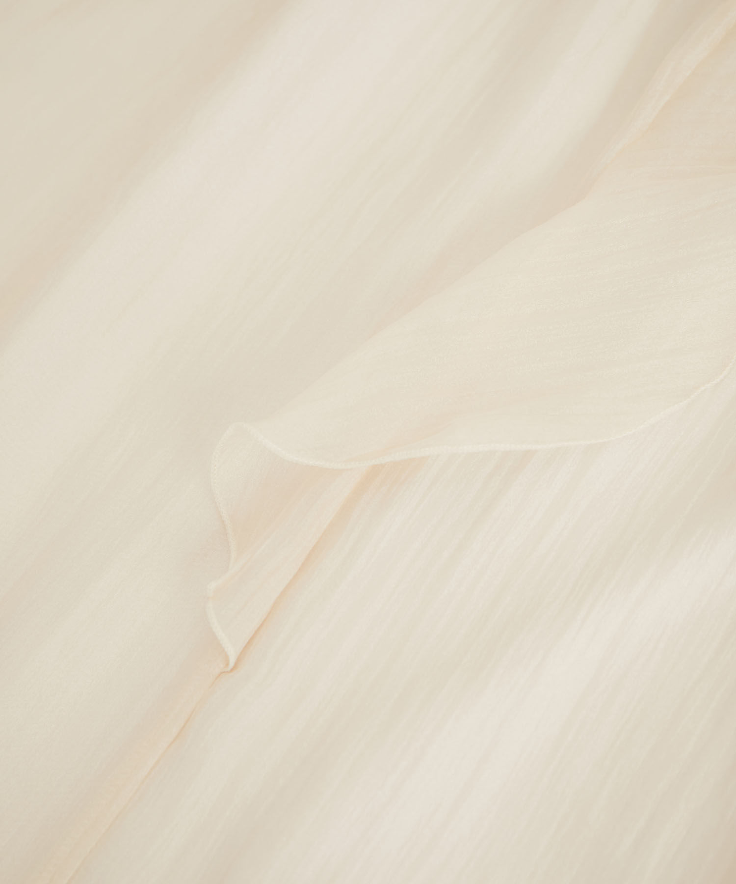 VIS「【新色追加】シャイニーボウタイフリルブラウス【前後2WAY】【洗える】」|シャツ・ブラウス|