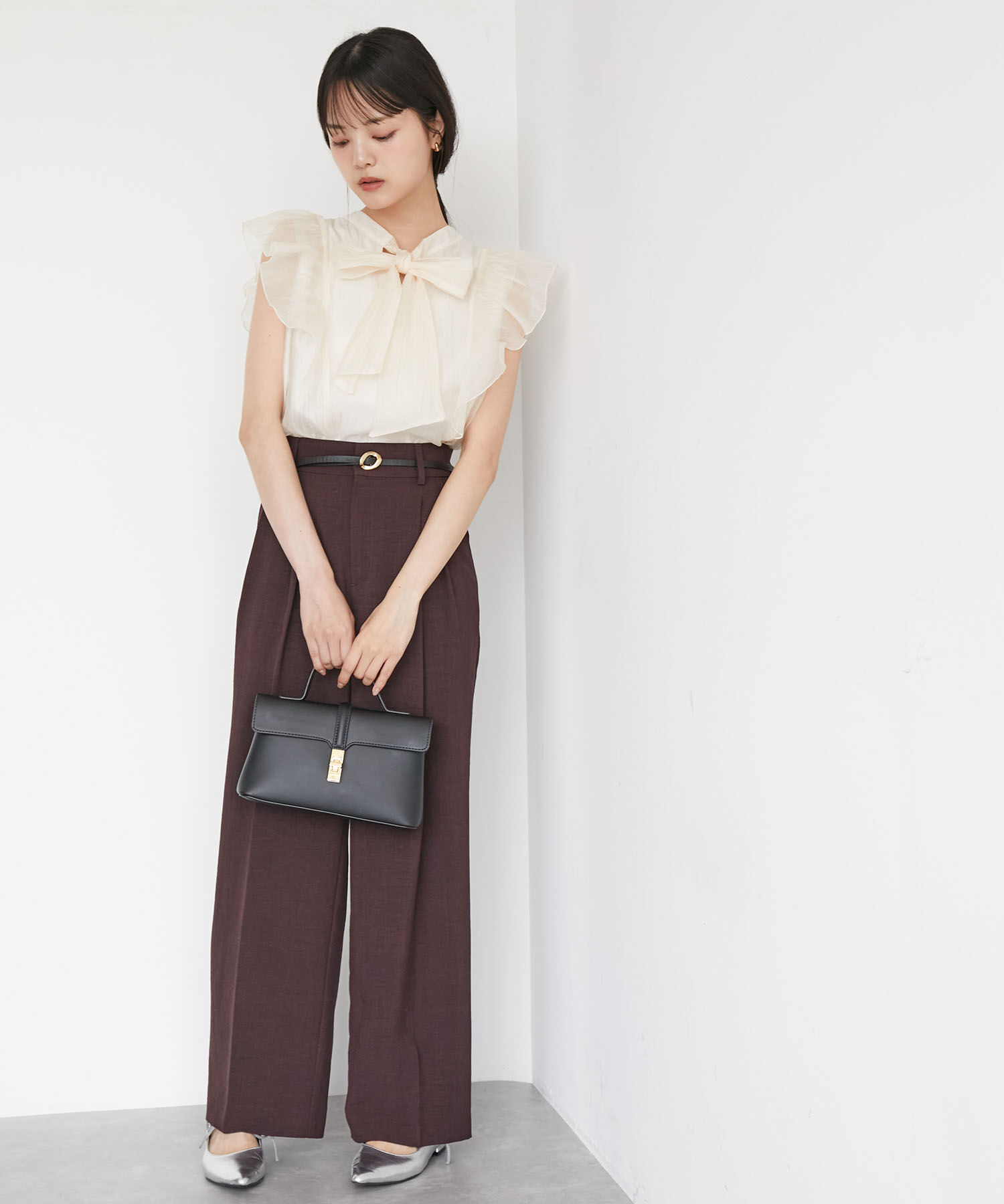 VIS「【新色追加】シャイニーボウタイフリルブラウス【前後2WAY】【洗える】」|シャツ・ブラウス|