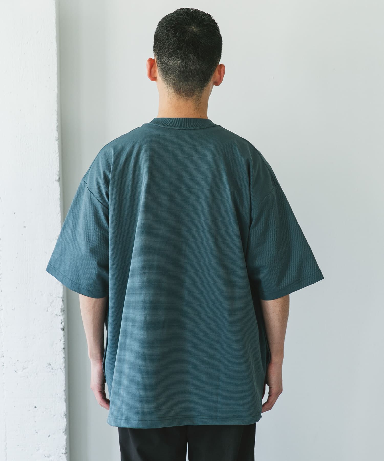 URBAN RESEARCH DOORS「『XLｻｲｽﾞ/WEB限定』『吸水速乾/接触冷感/ｲｰｼﾞｰｹｱ』ｸｲｯｸﾄ  」|Tシャツ・カットソー|