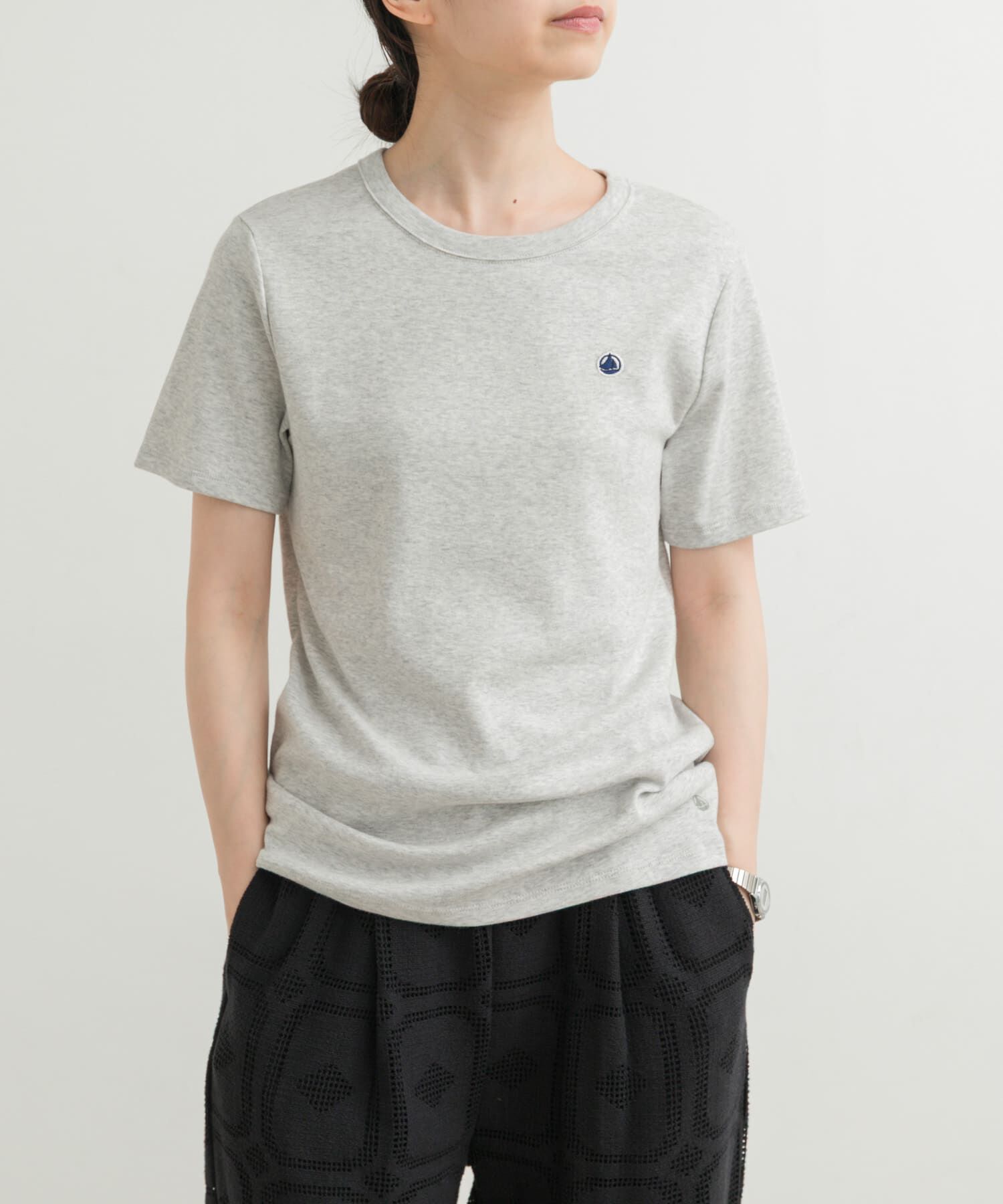 URBAN RESEARCH DOORS「『別注』PETIT BATEAU&times;DOORS　embroideryt-shirts」|Tシャツ・カットソー|