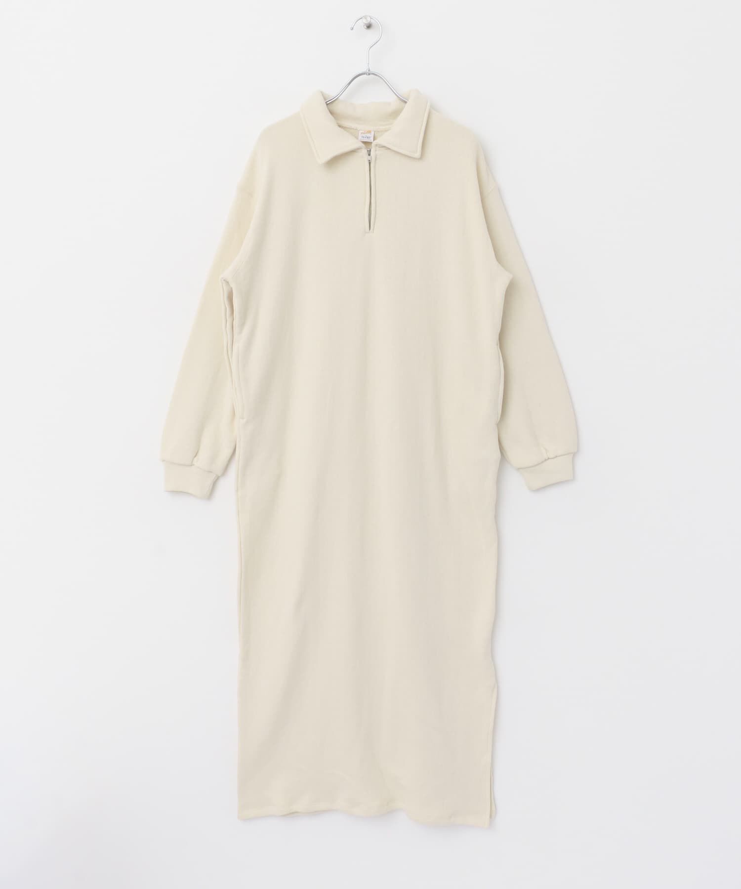 URBAN RESEARCH DOORS「『別注』Sports Wear&times;DOORS　ハーフジップ長袖ワンピース」|ワンピース|